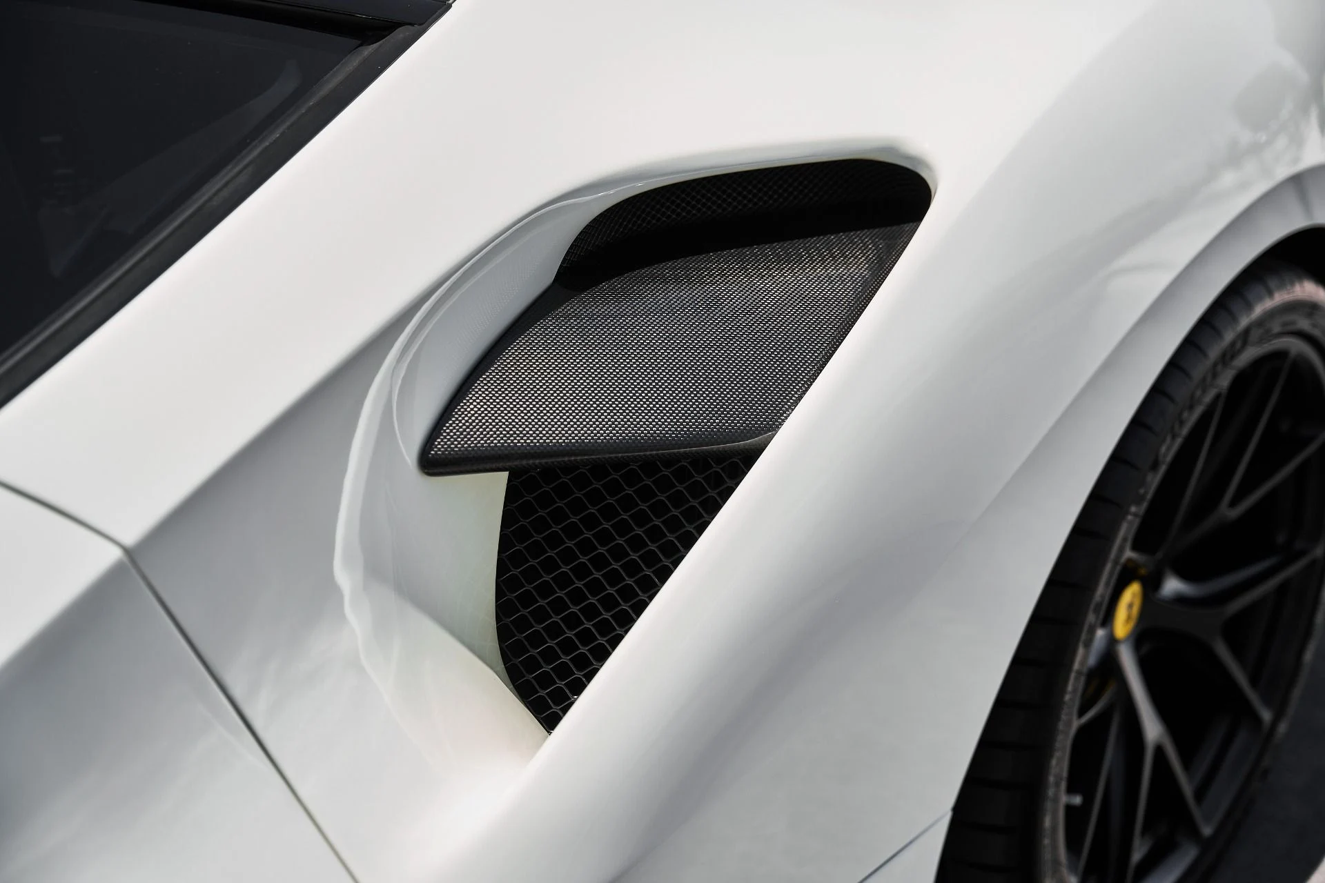 mph008_4280045484_Used_2018_Ferrari_488_GTB_Base_1782869673_46127dfeac