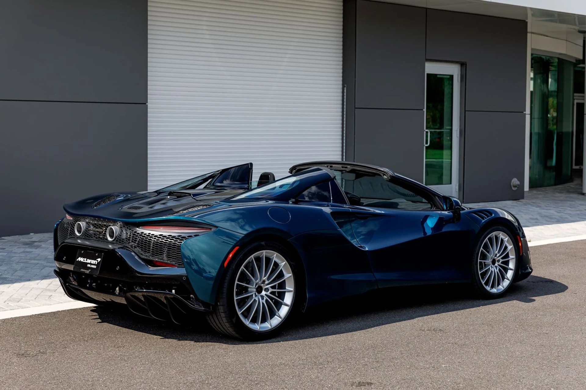 mph008_4285488410_587_p9_l_ea4cbb30b4