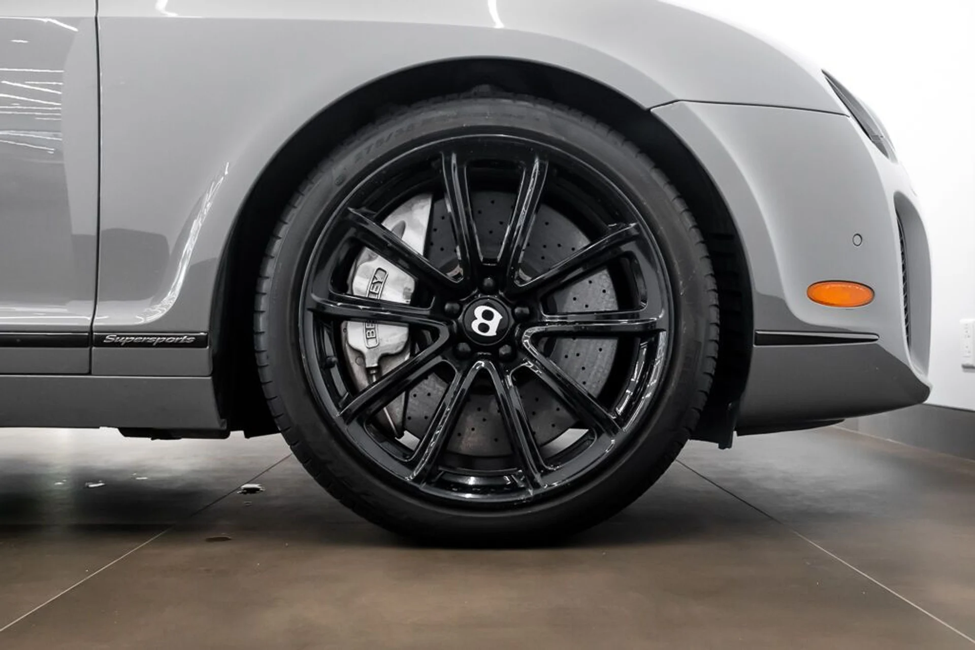 mph008_428887821_bentley_continental_supersports_2010_jpg_v_1758918548_1c8e4b977d