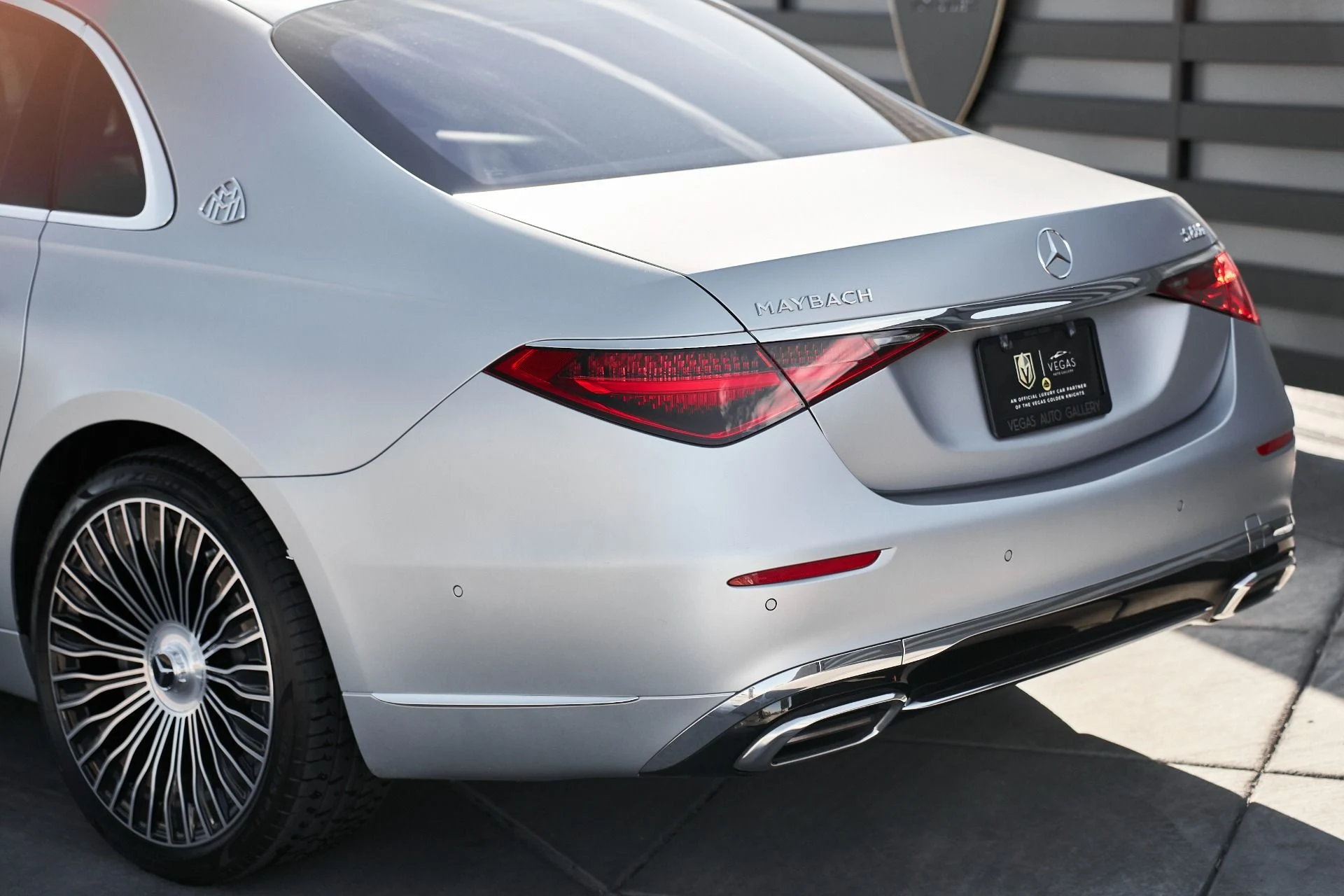 mph008_430204904_Used_2024_Mercedes_Benz_S_Class_Maybach_S_680_1765936750_9bf206b8db