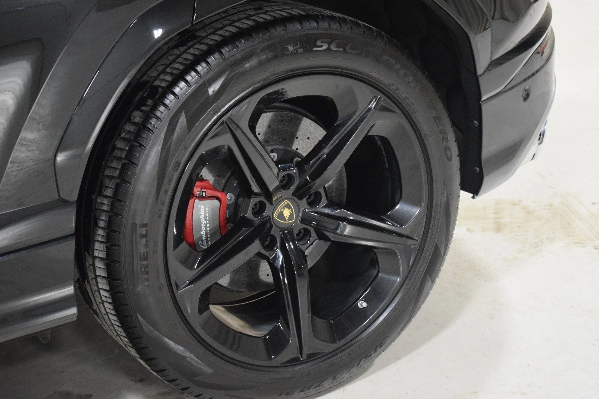 mph008_435031063_5dc7ed457f999f9deb61656e75e95cc3x_d05c75c087