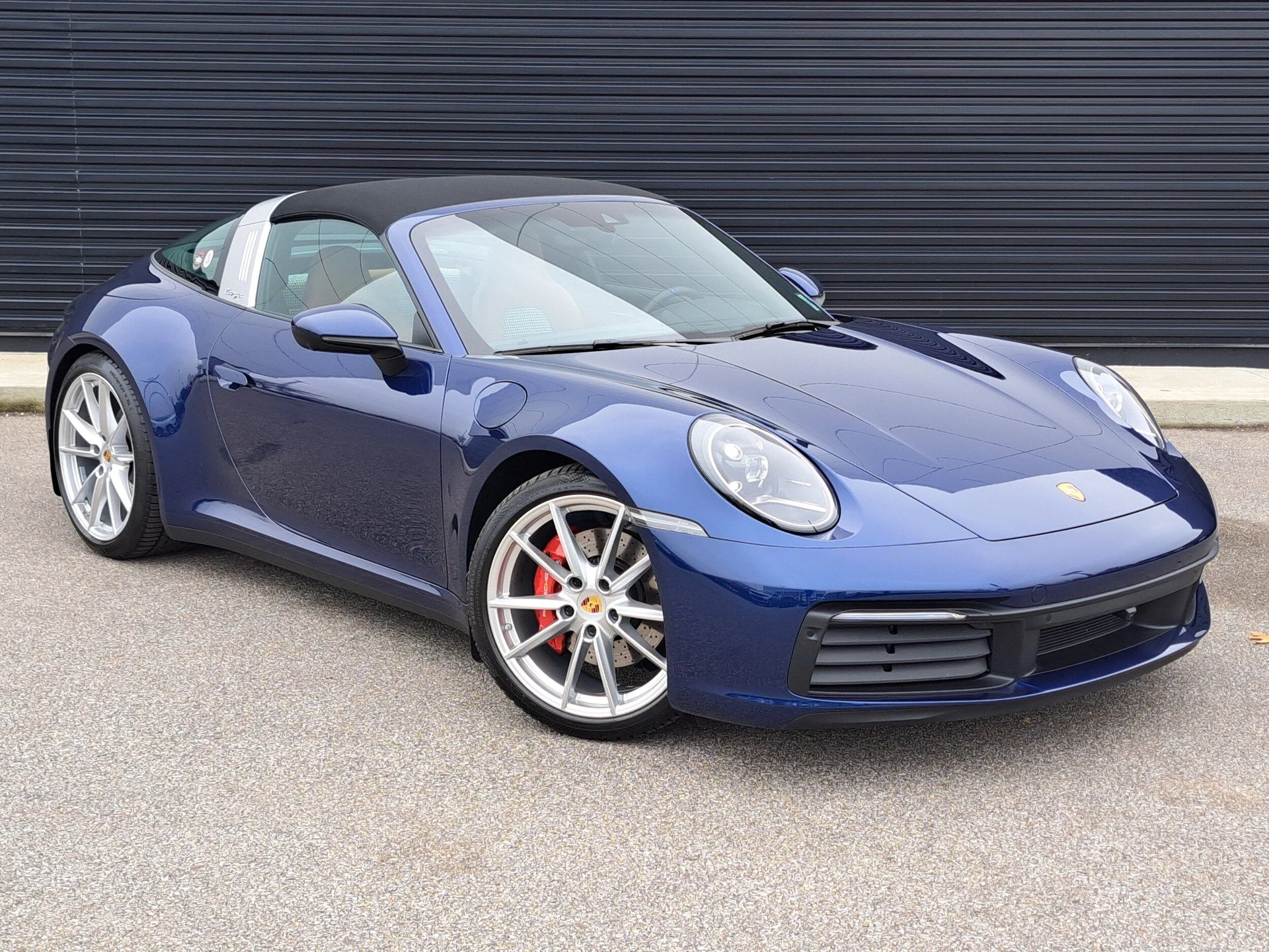 mph008_436684104_c0ccff7f8dbab45cf2653f93bcf3b246x_396ea3bd0a