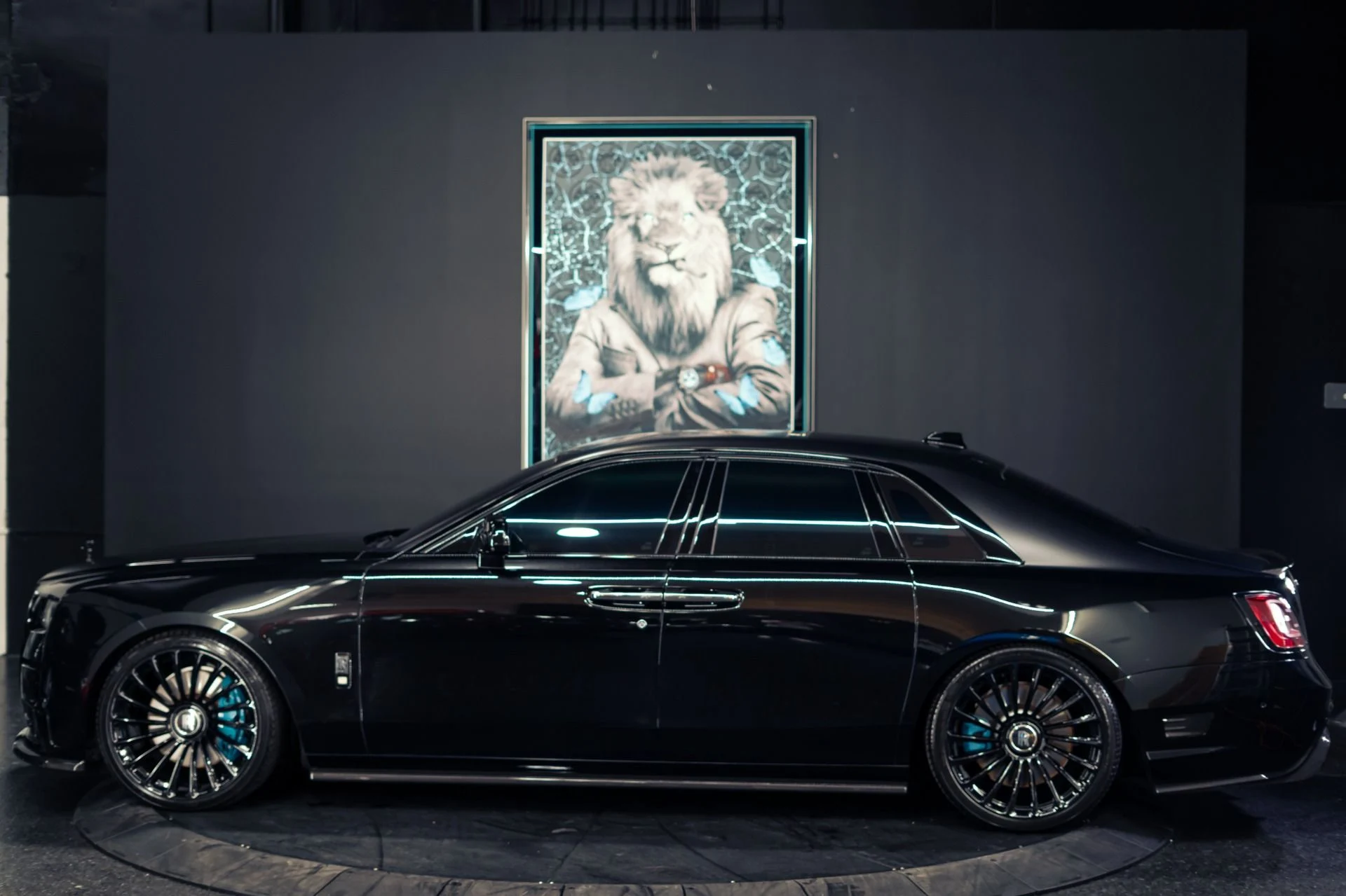 mph008_442362523_Used_2022_Rolls_Royce_Black_Badge_Ghost_Carbon_Urban_Kit_1782178796_dab7b2161c