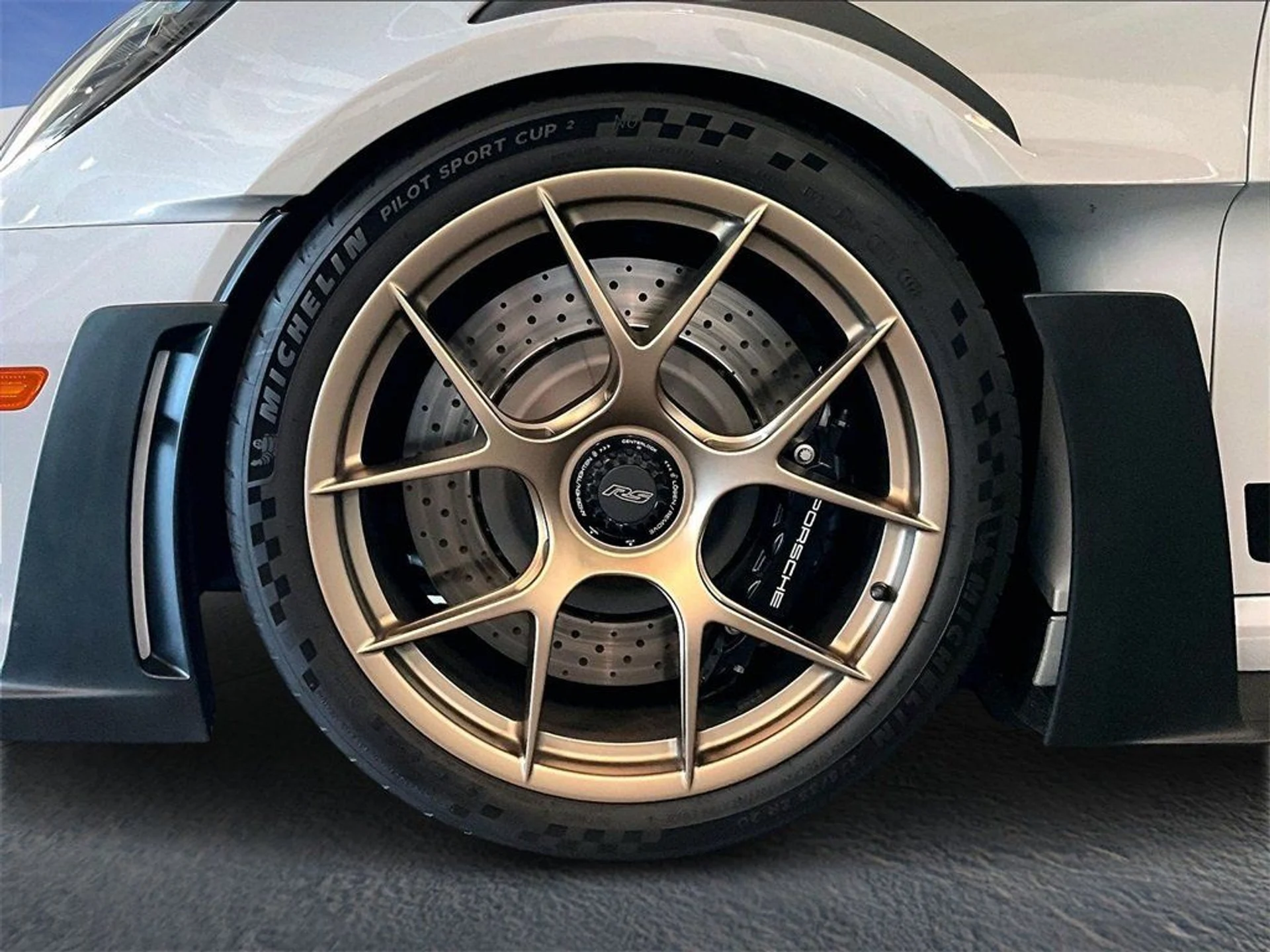 mph008_444727065_94ff121cce311f478a3de8051f31d5c6_988b2810cd