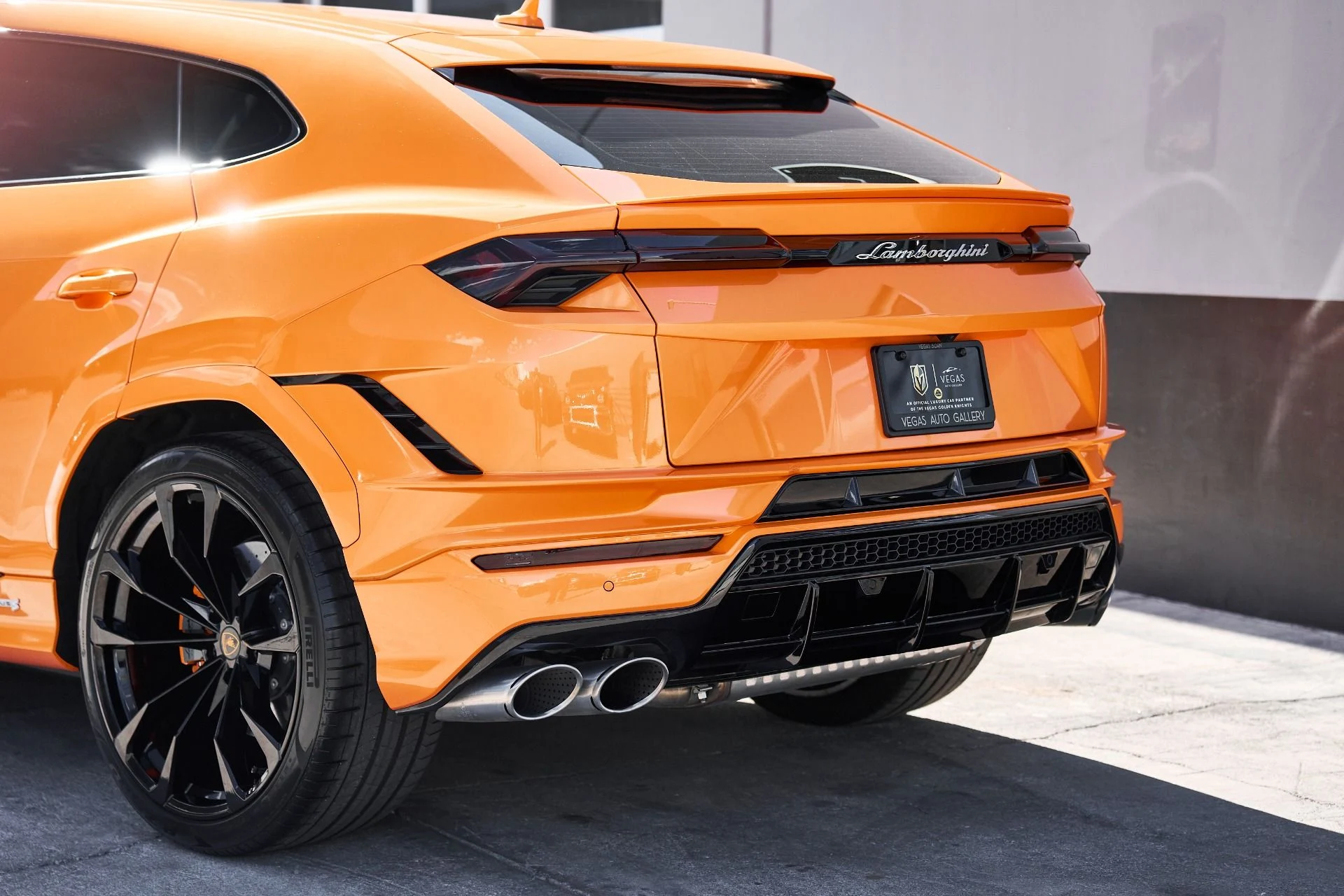 mph008_450880918_Used_2023_Lamborghini_Urus_S_1747338722_1e635c7d7e