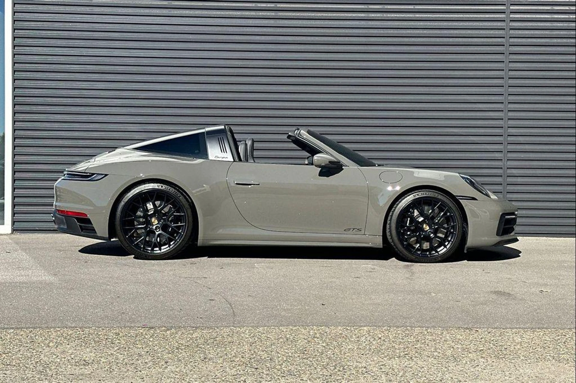 mph008_452965807_5mj_Kv0_m_H_Awbsab3_H_Izqo_X_J0d0_2cb2def43e