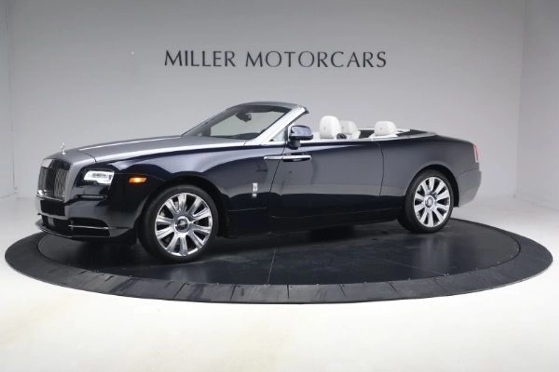 mph008_454329099_Used_2017_Rolls_Royce_Dawn_b12890981f