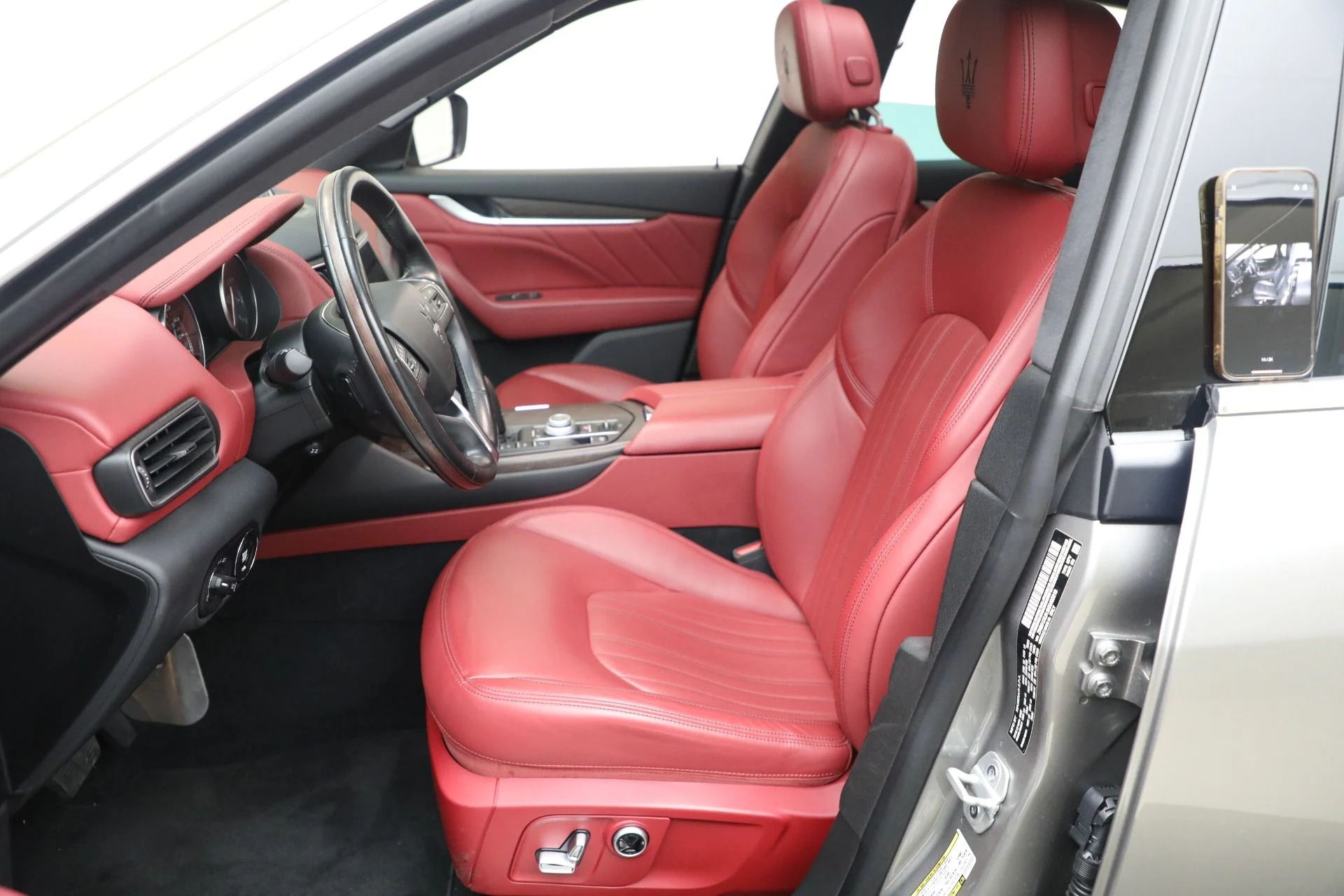 mph008_457571730_Used_2022_Maserati_Levante_GT_c677ef538b