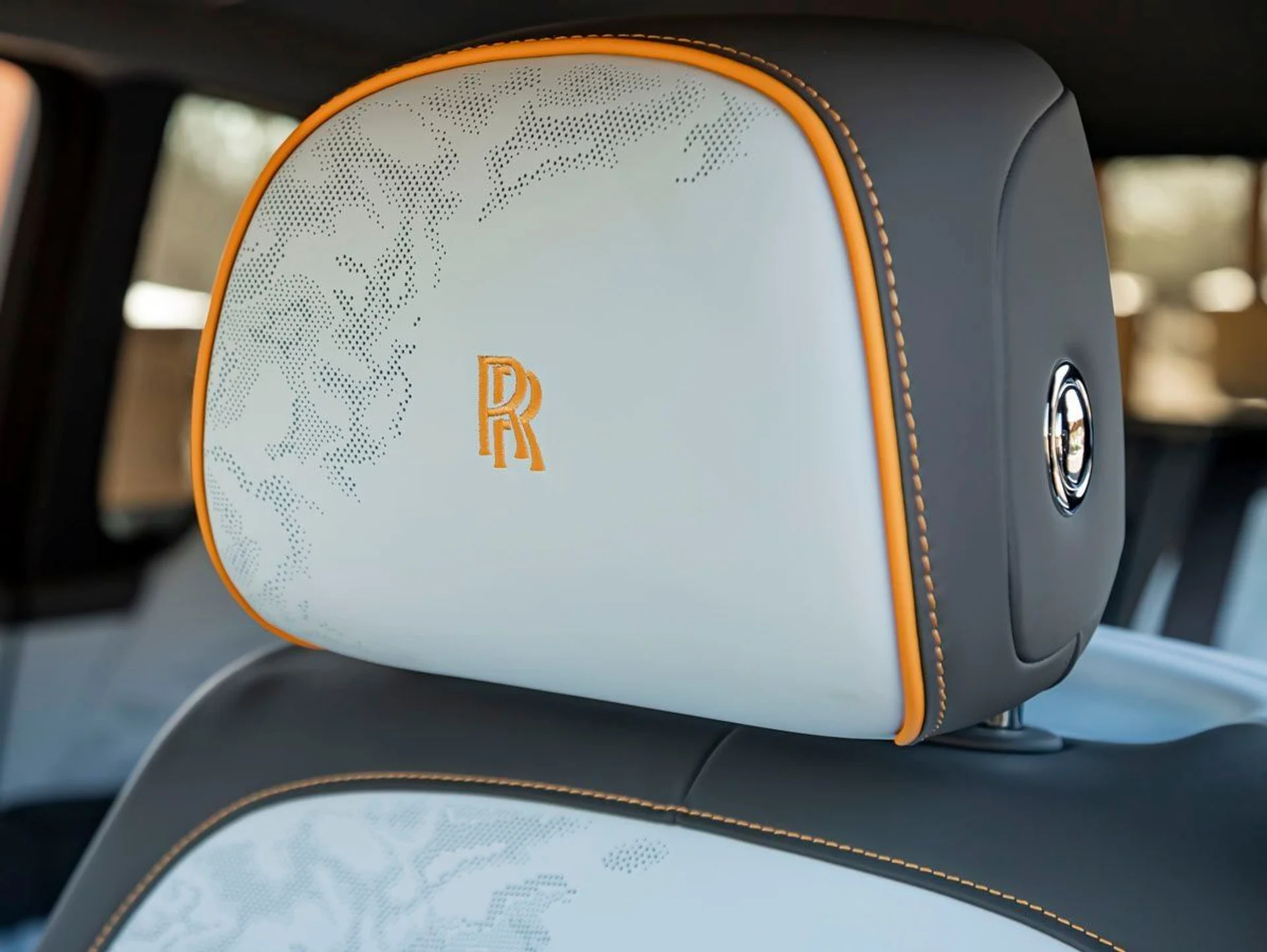 mph008_459194072_9_a0c26ed781