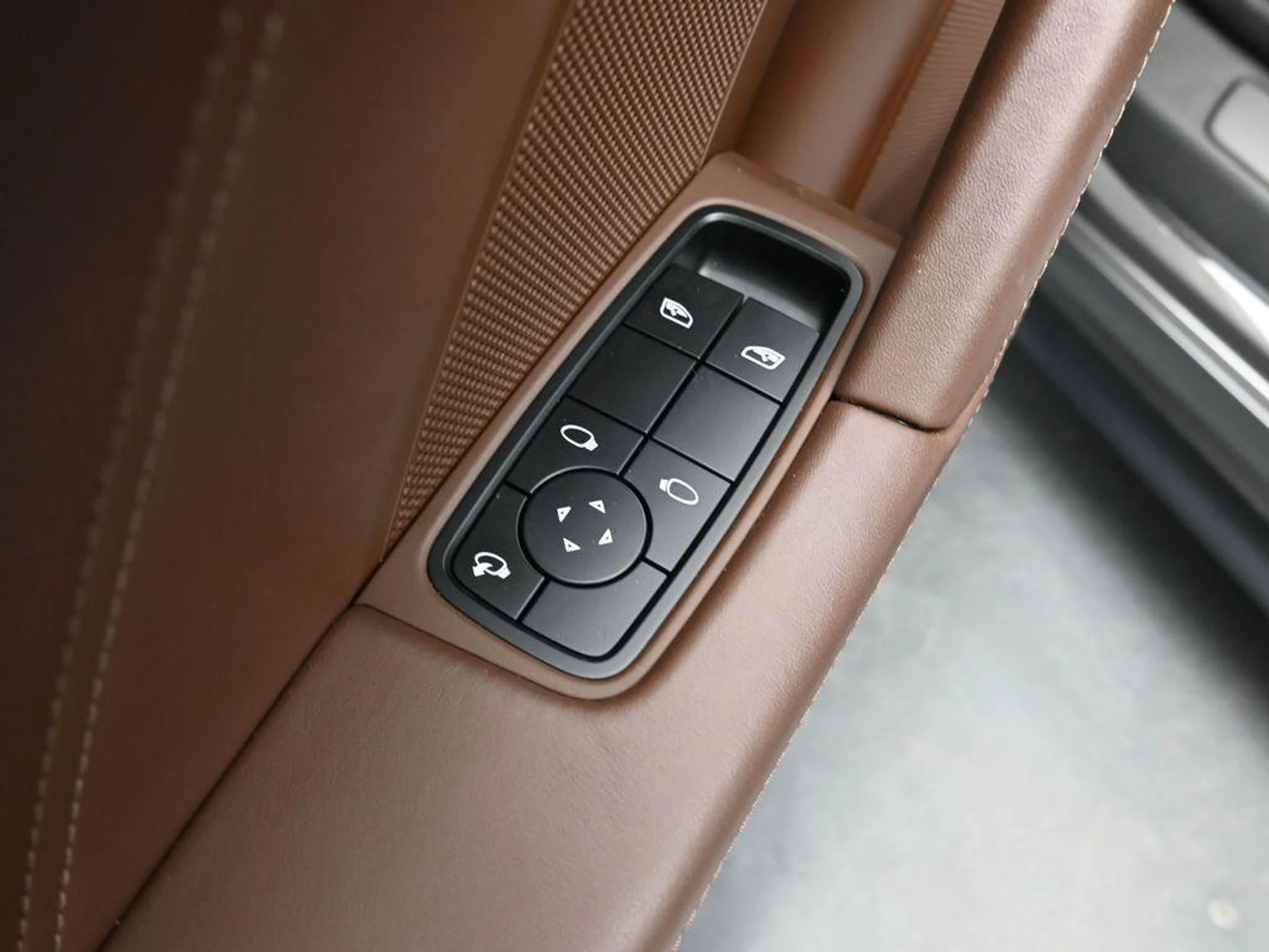 mph008_459762750_4_R_Pvsz_HQN_2_XJY_Np_C_Wbb_Qp_Tj5w_I_97f32262d8