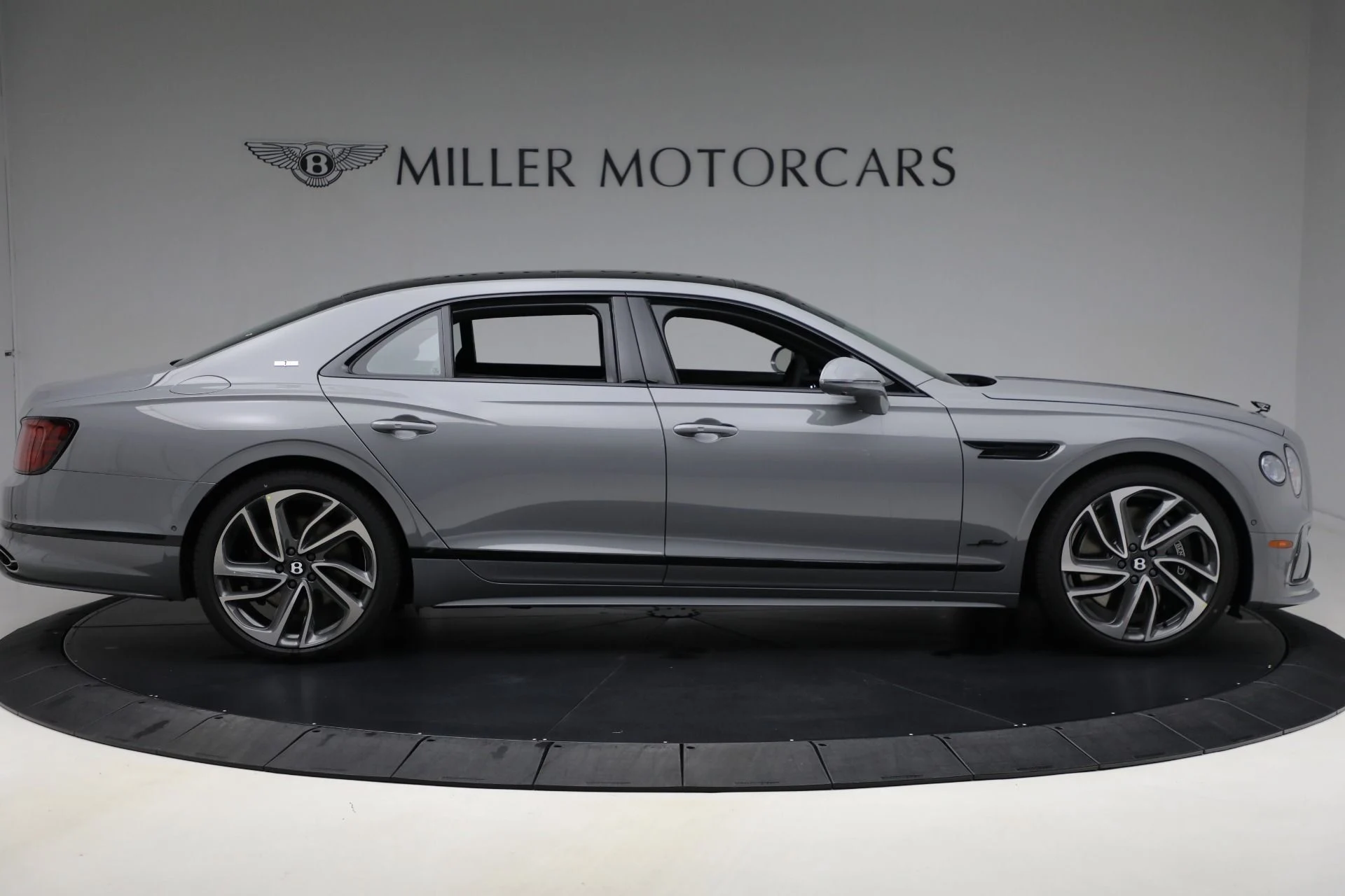 mph008_463479976_New_2025_Bentley_Flying_Spur_Speed_90bb4cb73c