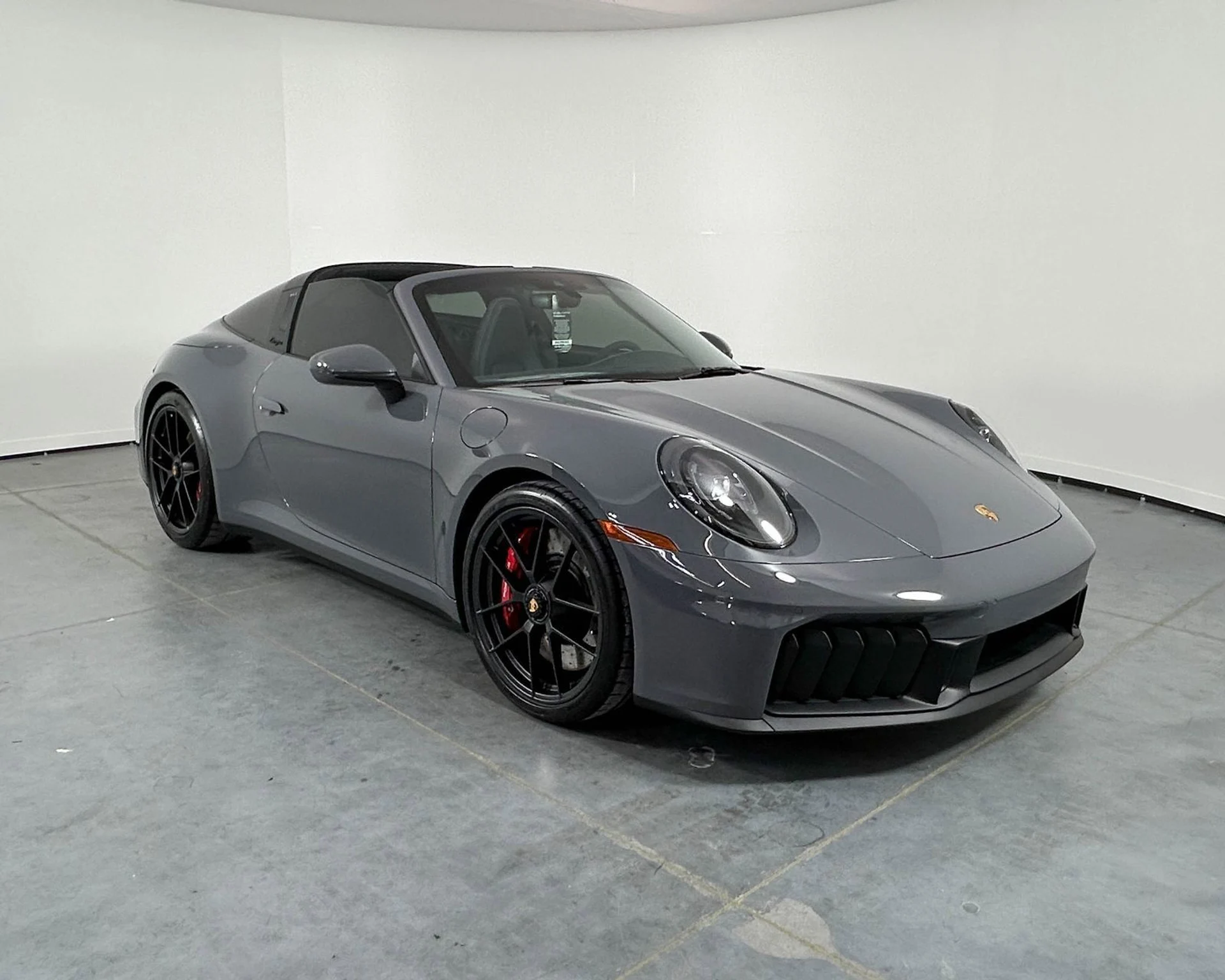 mph008_469985165_11fa60469f204e05b7eedcbadc98aacb_6843da0596