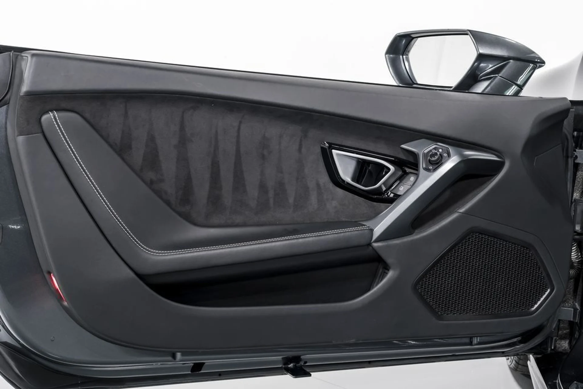 mph008_476353988_04846fe80494902d470b5f59c8244787x_bdb4b4144b