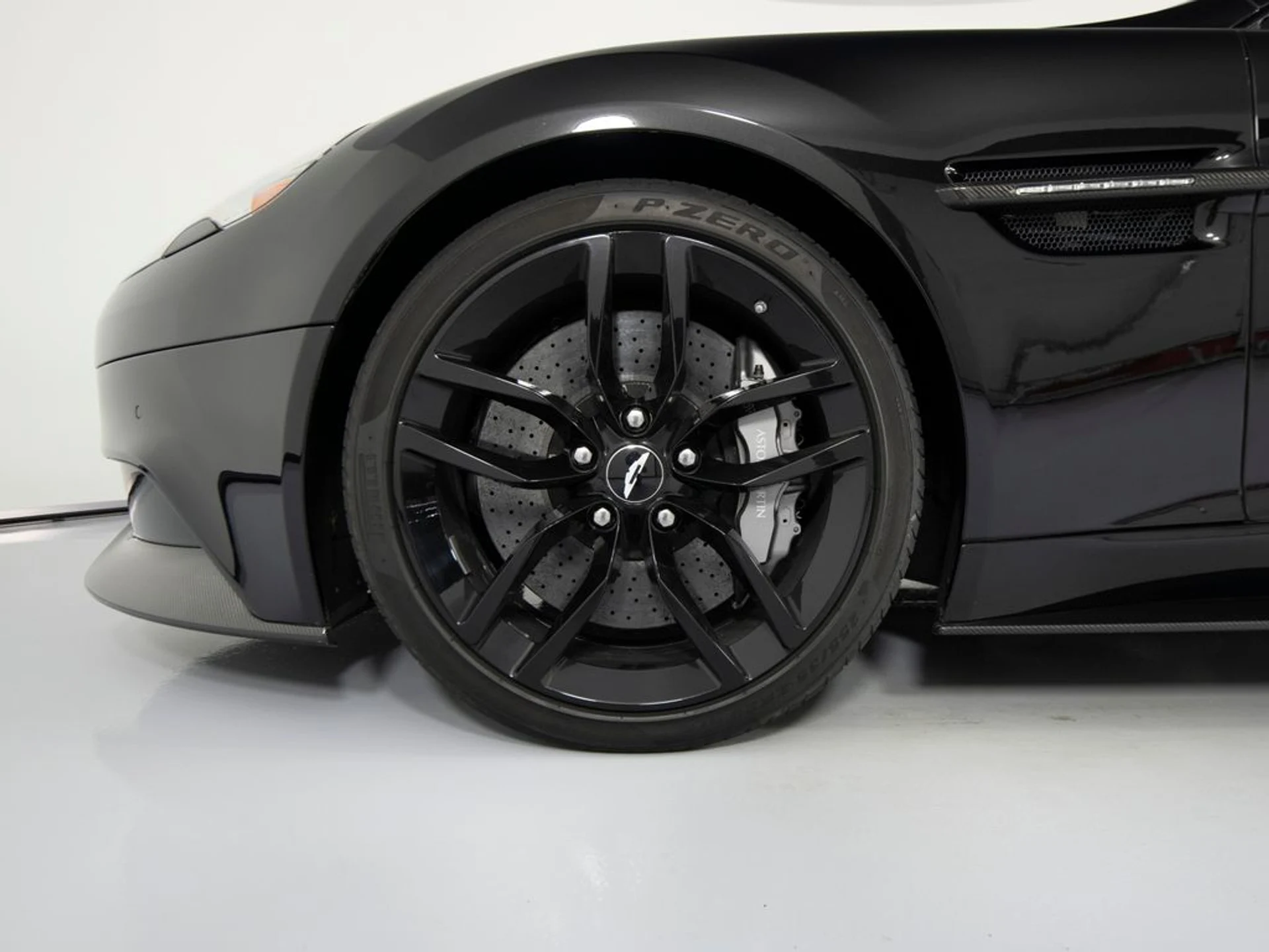 mph008_480602377_d429999a7115d4322d69e9f17b4481f7x_5376dcebbb