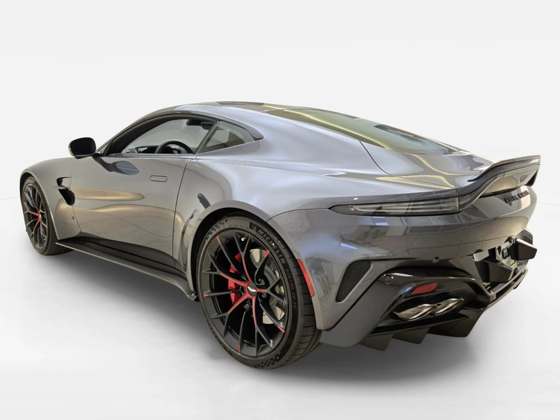 mph008_486504457_New_2026_Aston_Martin_Vantage_S_1786166333_cb874788ce