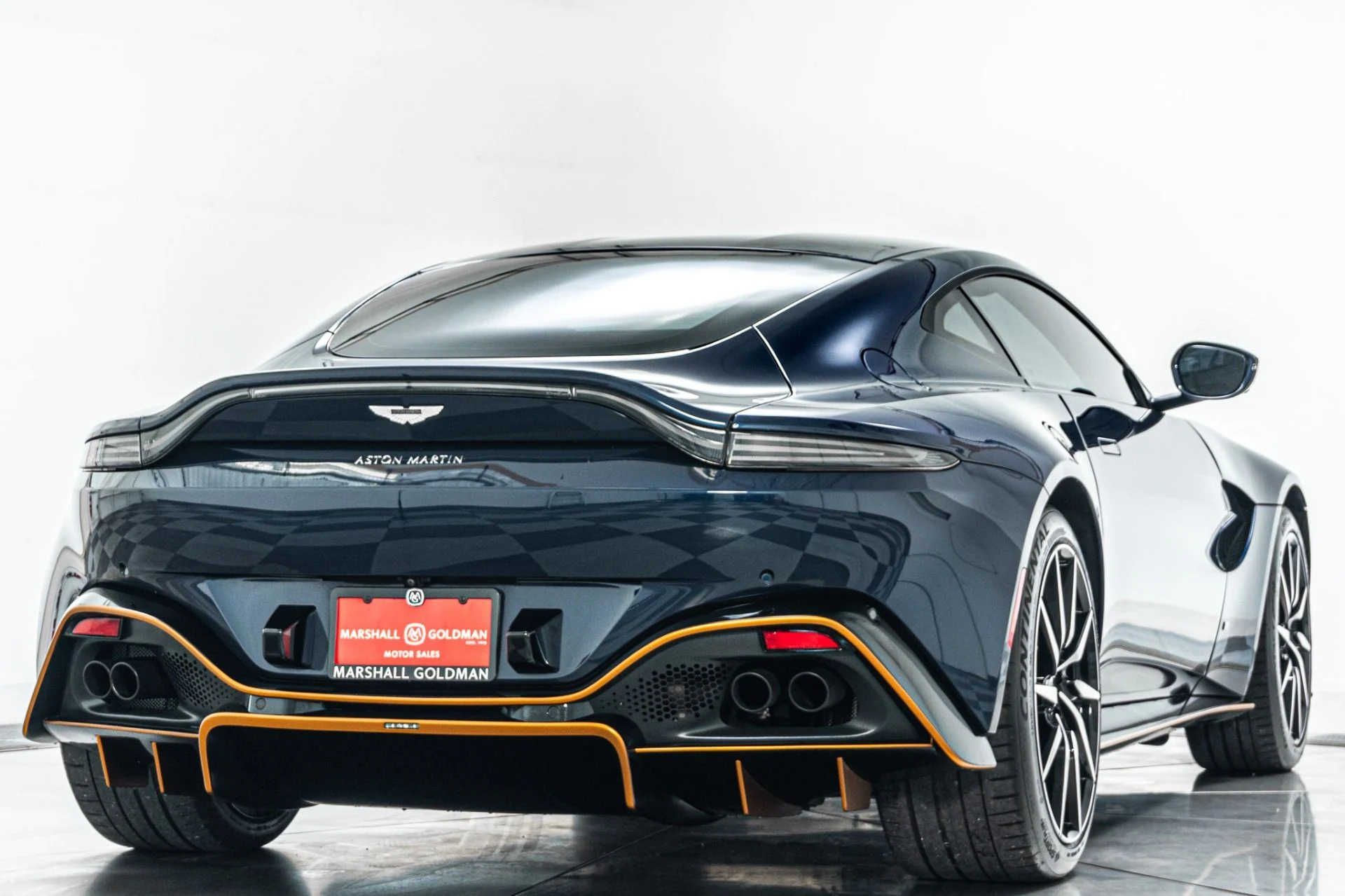 mph008_486962100_Used_2020_Aston_Martin_Vantage_Black_Bodypack_Tech_Collection_1783017372_3d174c9273