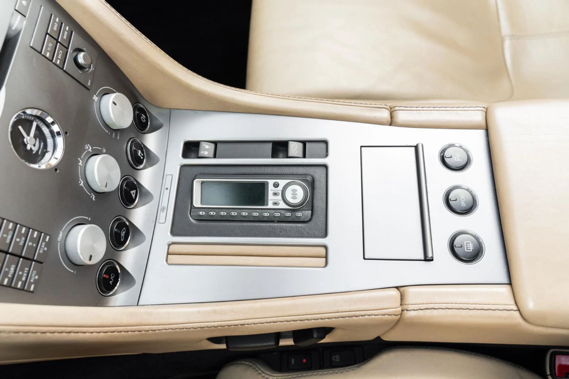 mph008_487891414_Used_2006_Aston_Martin_DB_9_2dr_Volante_Auto_1772878104_bac064f322