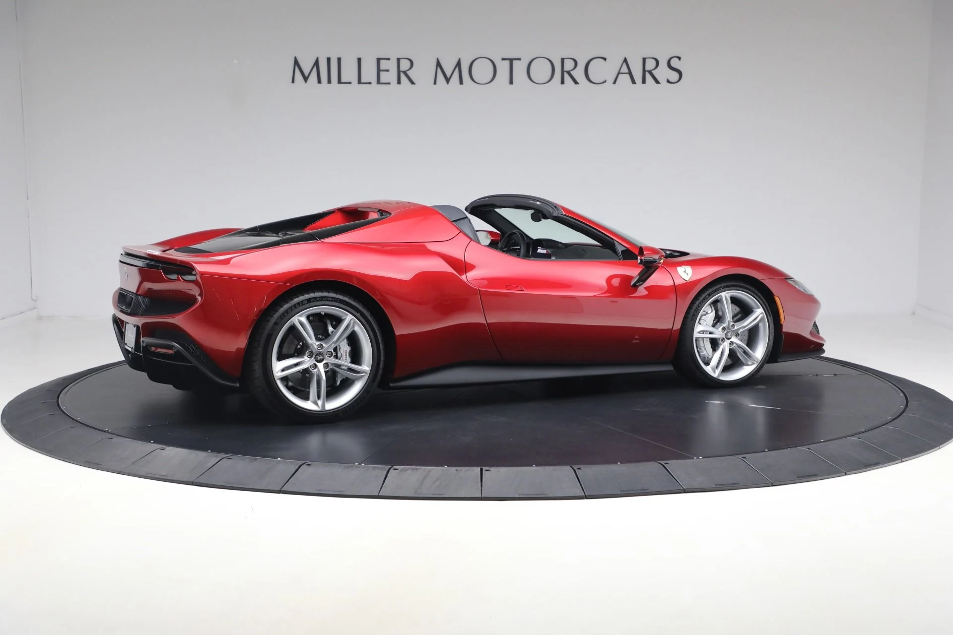 mph008_498507350_Used_2024_Ferrari_296_GTS_1789503206_3dd8a9981e