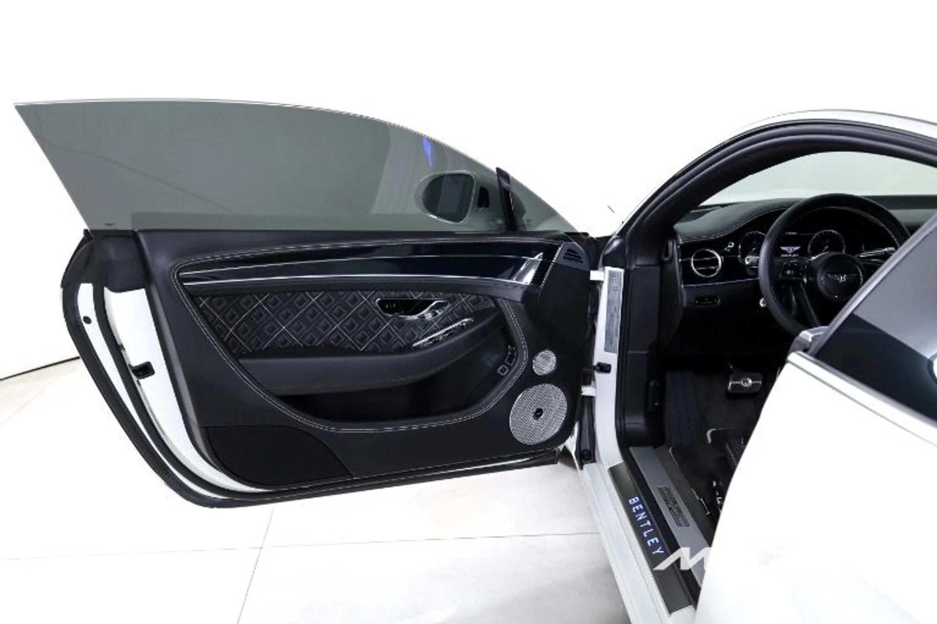 mph008_503003193_Used_2020_Bentley_Continental_GT_First_Edition_5bd29af388
