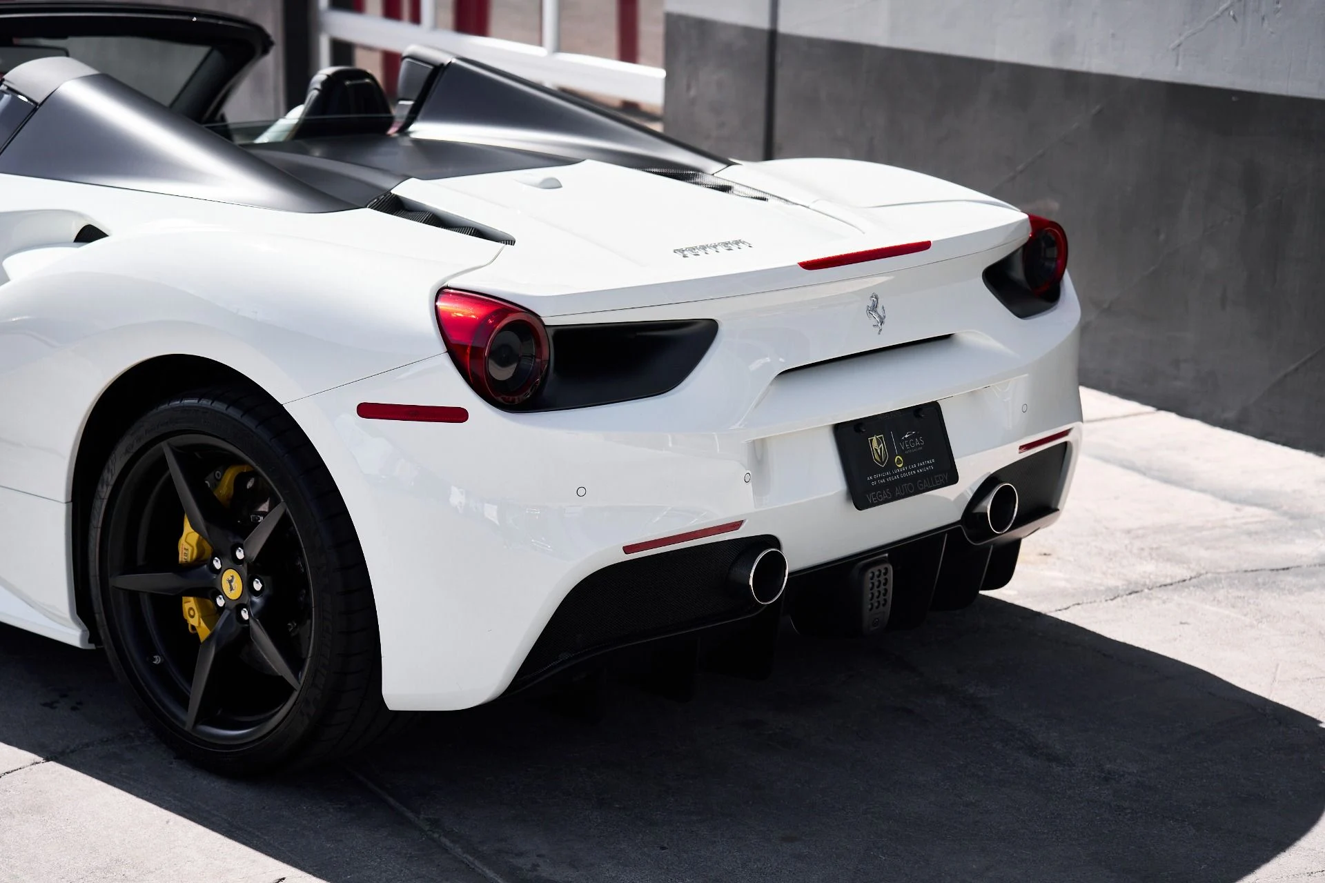 mph008_507448569_Used_2019_Ferrari_488_Spider_Base_1748546084_204f862dc1