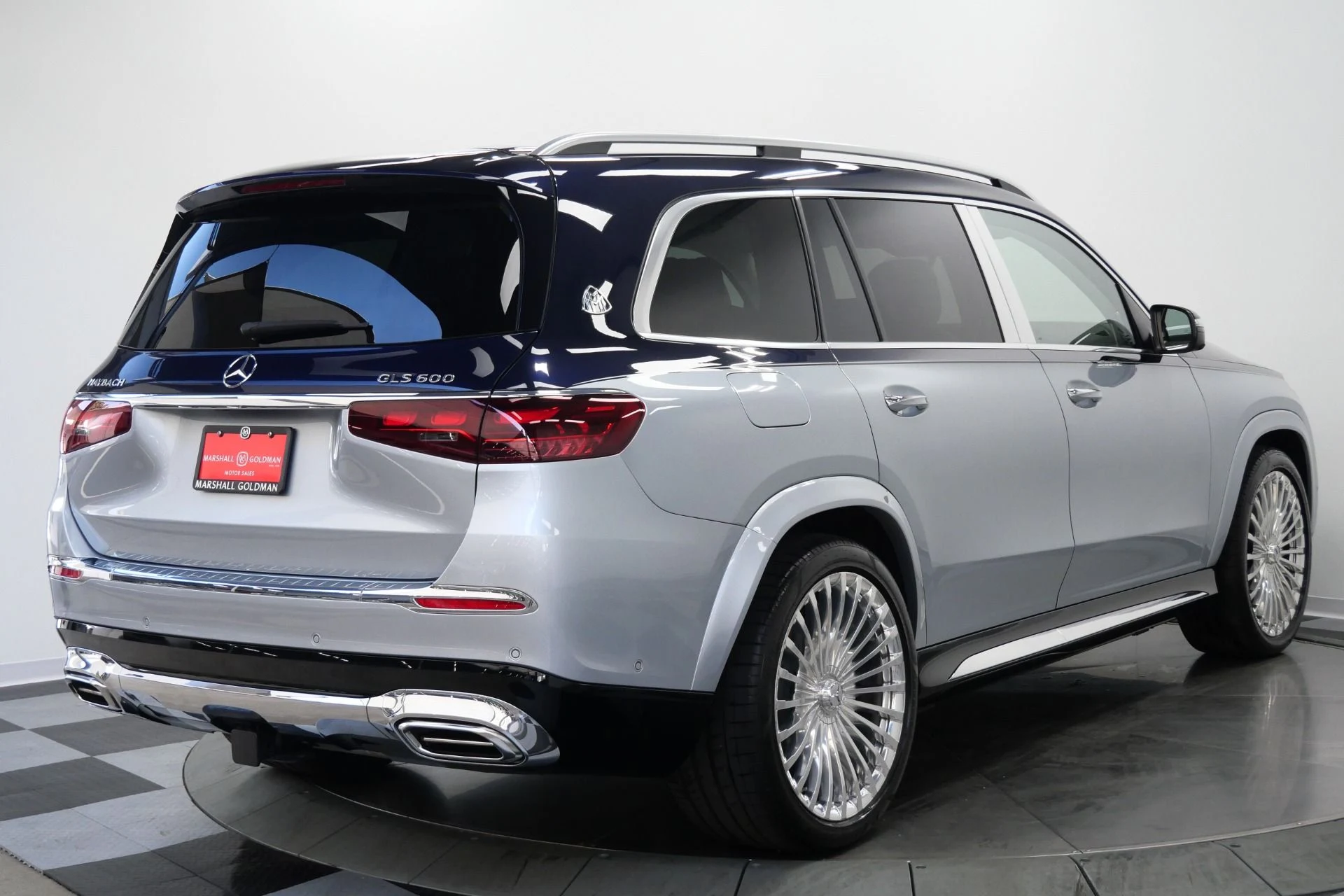 mph008_509721639_Used_2024_Mercedes_Benz_Maybach_GLS_600_4_MATIC_Factory_Two_Tone_paint_Polished_Wheels_Loaded_1774374618_da78abf53a