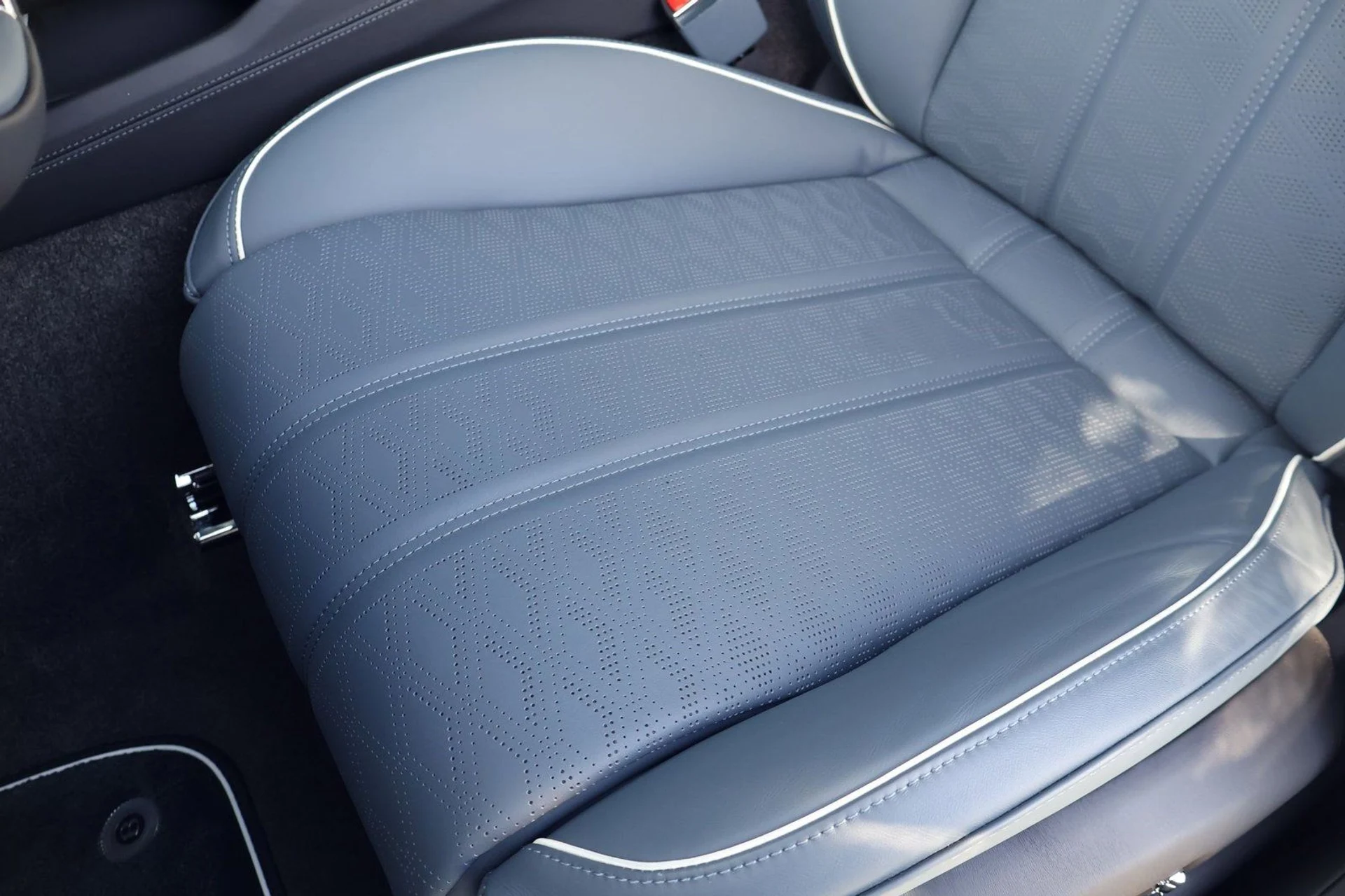 mph008_511953734_2fb4e9256c5d356aeca193733e0561c7x_6574b98db2