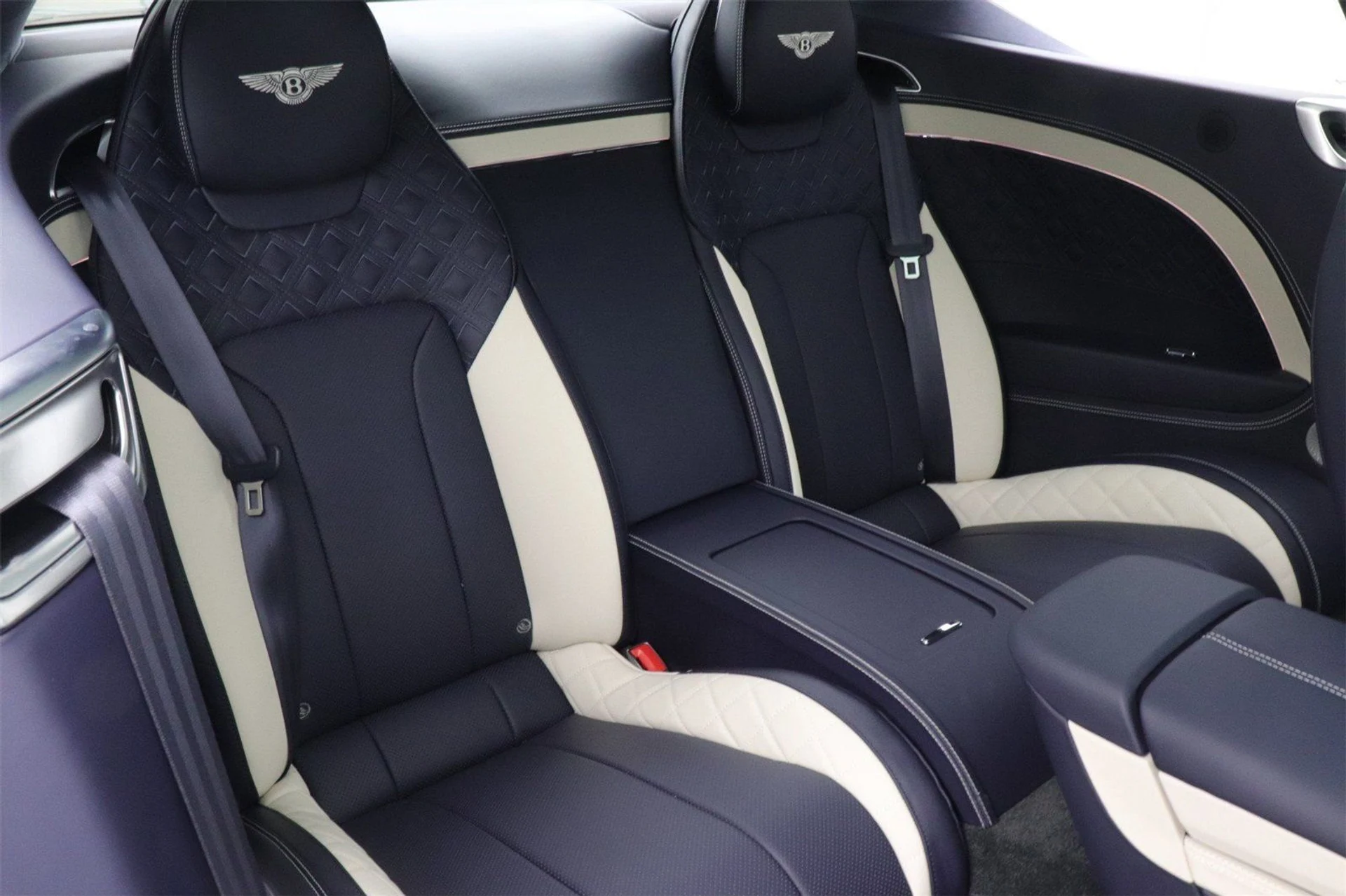 mph008_519727160_1a4e16c699ca4e5a37fb42f517766d2b_b51680c651