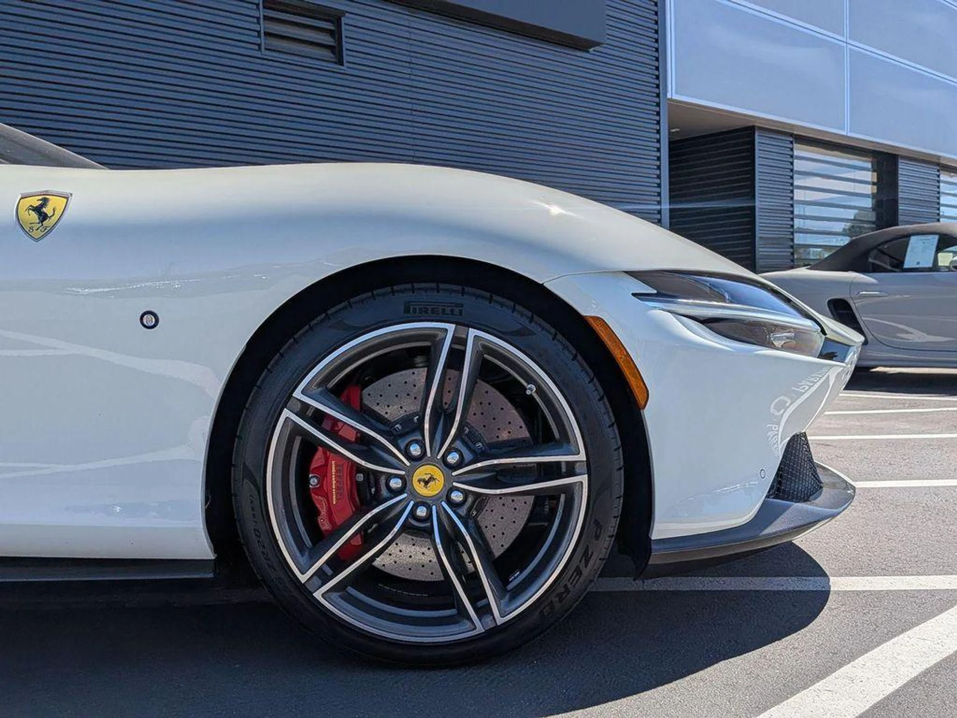 mph008_521361127_k_WNQV_Pc_E_Mp_Byrs9_O6_Q_Yb_P_Kh2zr_Y_9c7b5b7b75