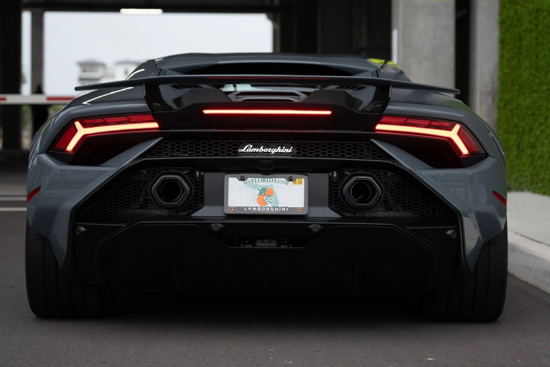 mph008_530116663_Used_2023_Lamborghini_Huracan_Tecnica_1708715401_1726198ed5
