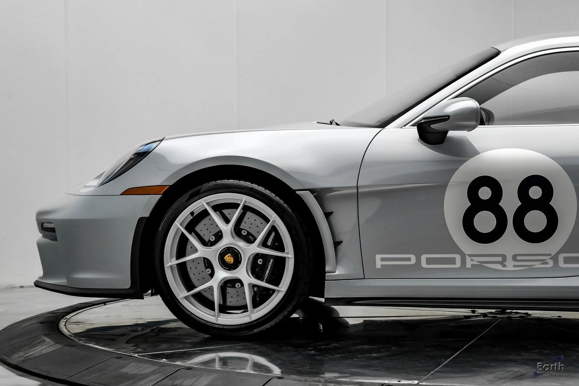 mph008_534029881_4cb983fb8de4edf2280eef4a30d5c1d1x_c4e1950cc0