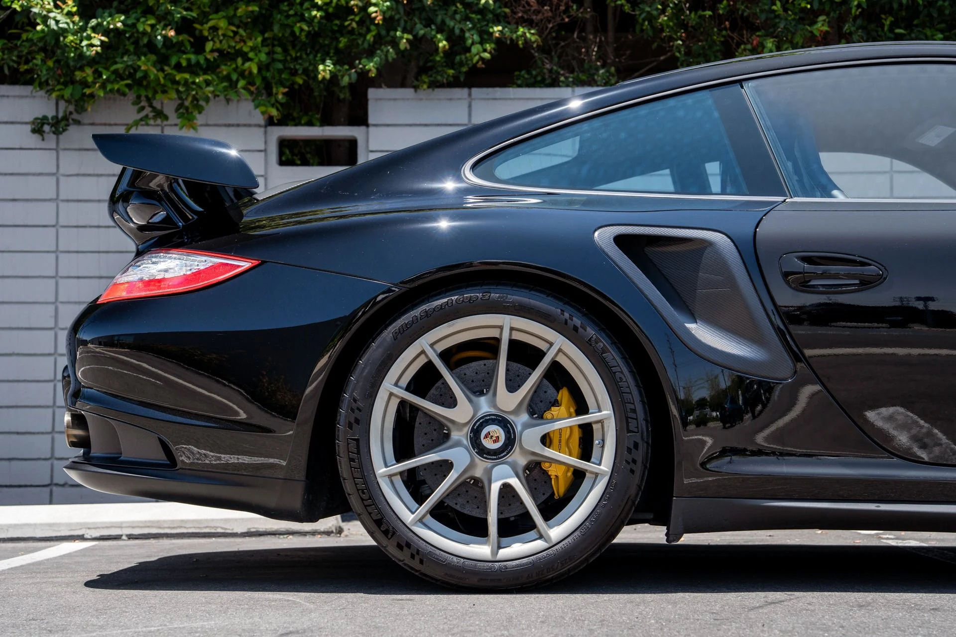 mph008_540903793_Used_2011_Porsche_911_GT_2_RS_1752601690_c38f822961