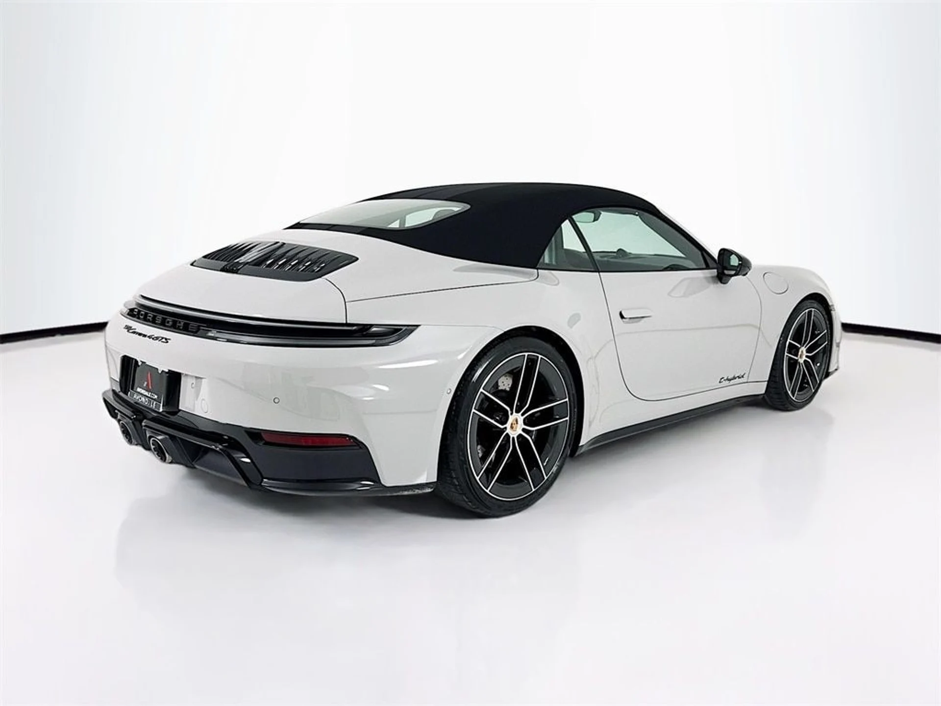 mph008_54951346_88d28da24cd8ae312381fae453ee6dbdx_932cf27b8f