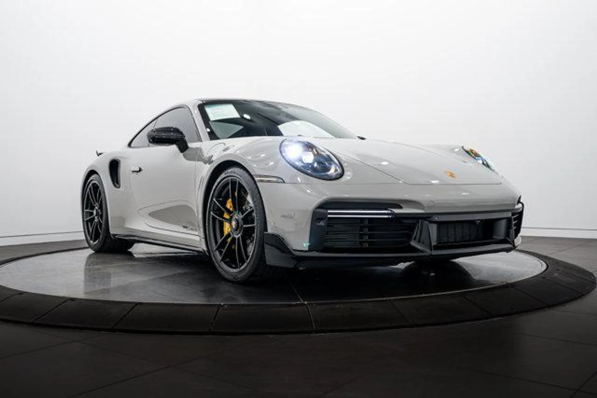 mph008_550733229_f_Gc_Xl_TM_Vno_Hc5ka_FX_8_Dzouuo_F5_Y_ed113f9558