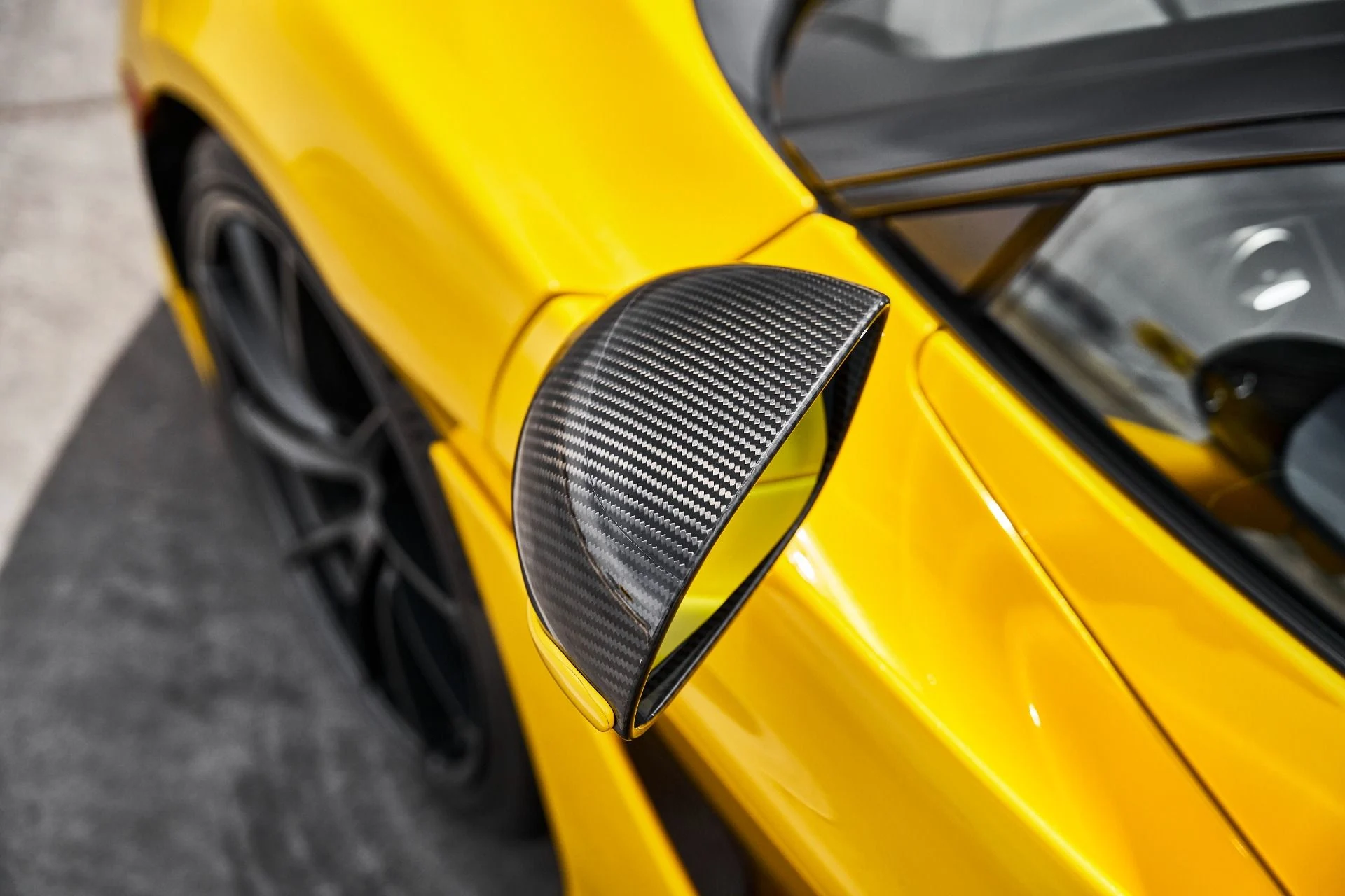 mph008_552329261_Used_2021_Mc_Laren_720_S_1775521490_c8ecab39cb