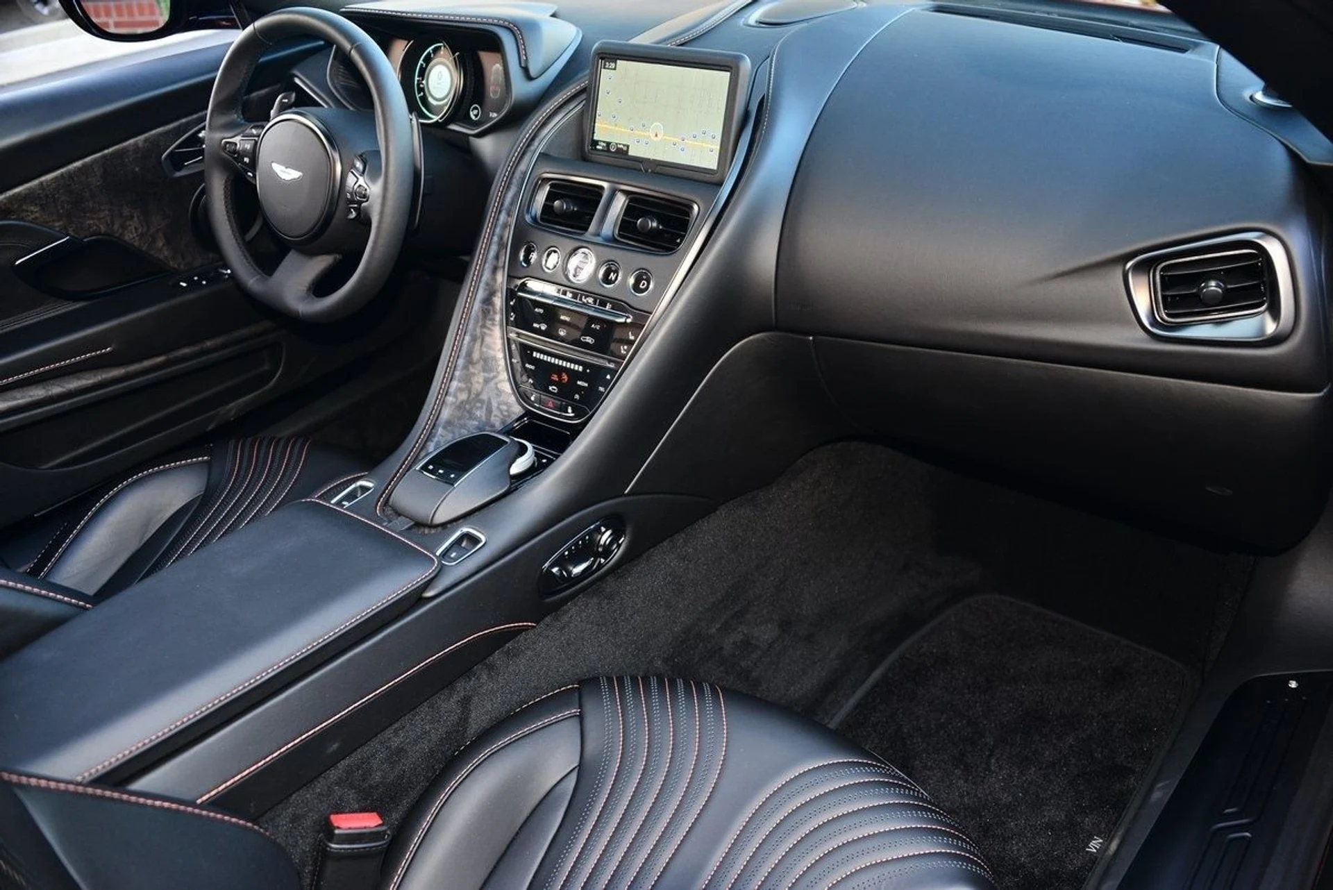 mph008_570995532_035fee38c297f8dce95f2c7ecf4f43b1x_f4af18b160