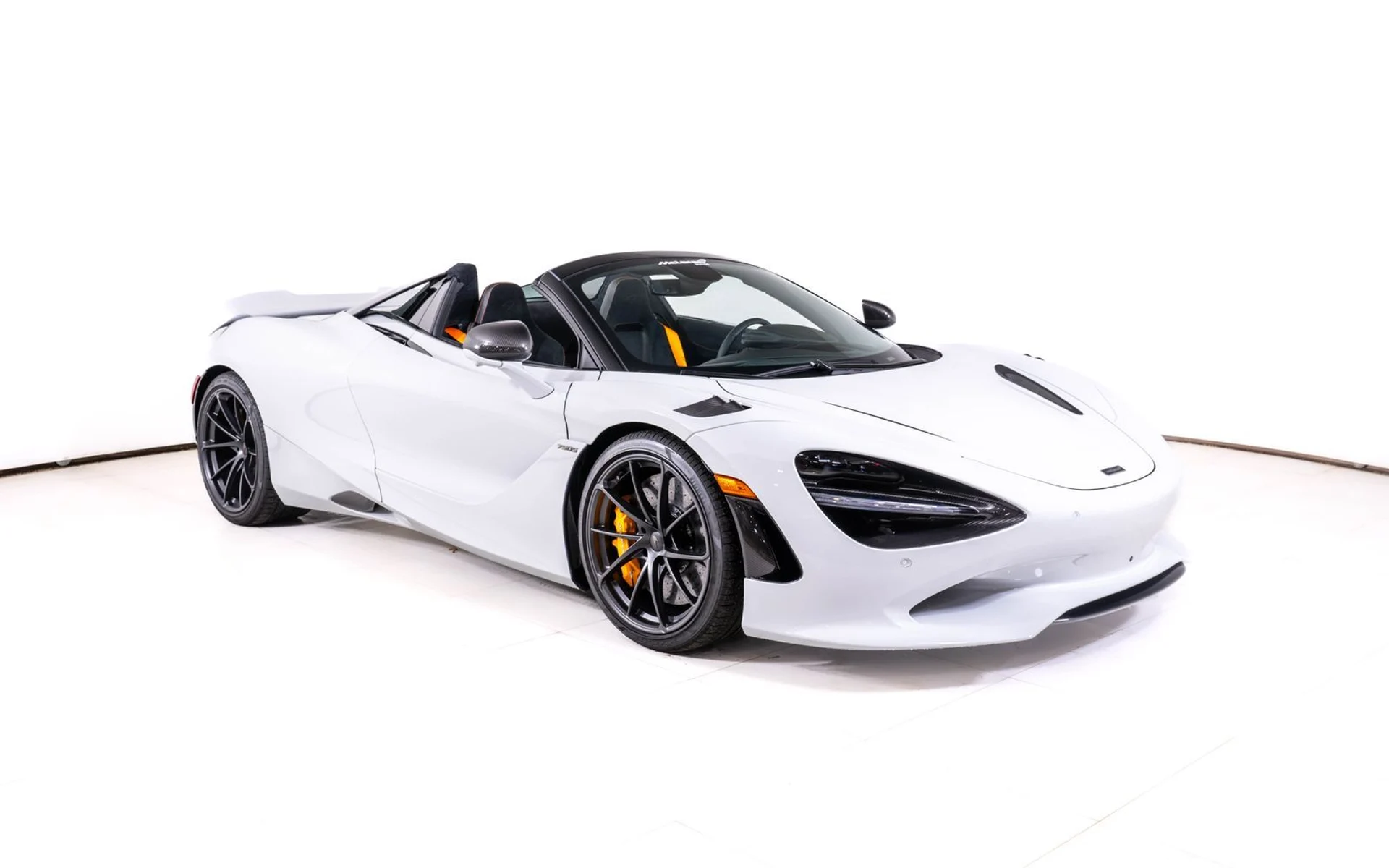 mph008_575451353_e09d838ea6bd98a8a0c87280fb05fdd1x_d27eace807