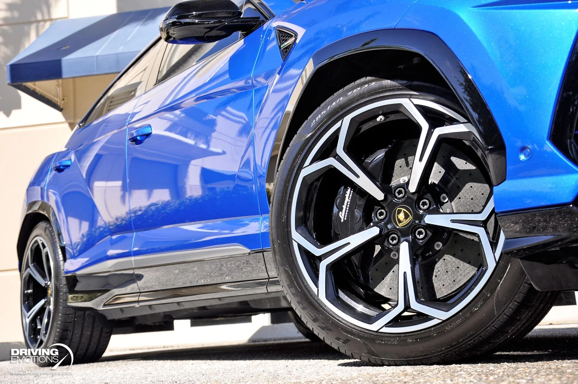 mph008_576049547_801_p9_l_d08be89534