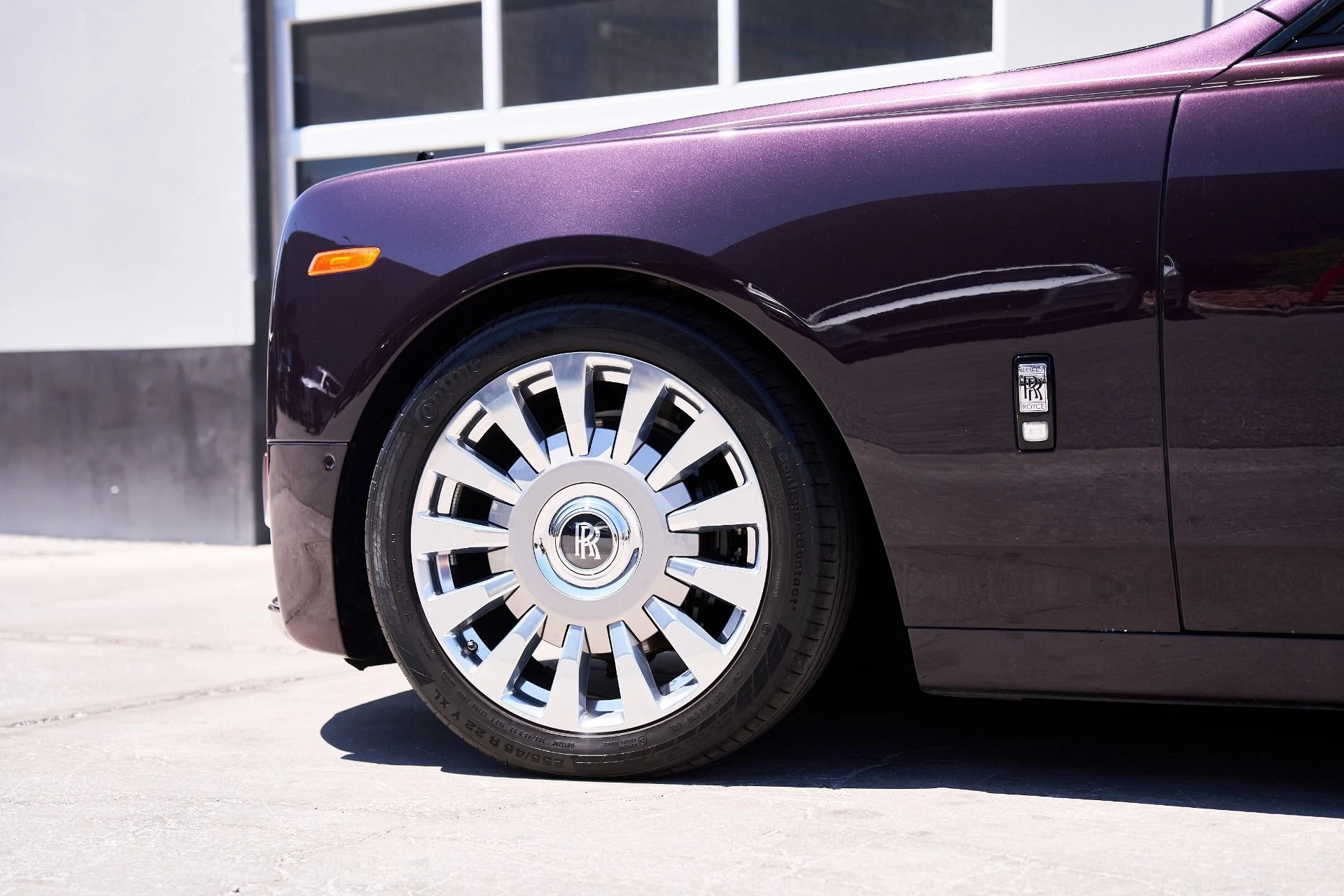 mph008_579921141_Used_2019_Rolls_Royce_Phantom_Base_1747772635_cbadfb8ce0