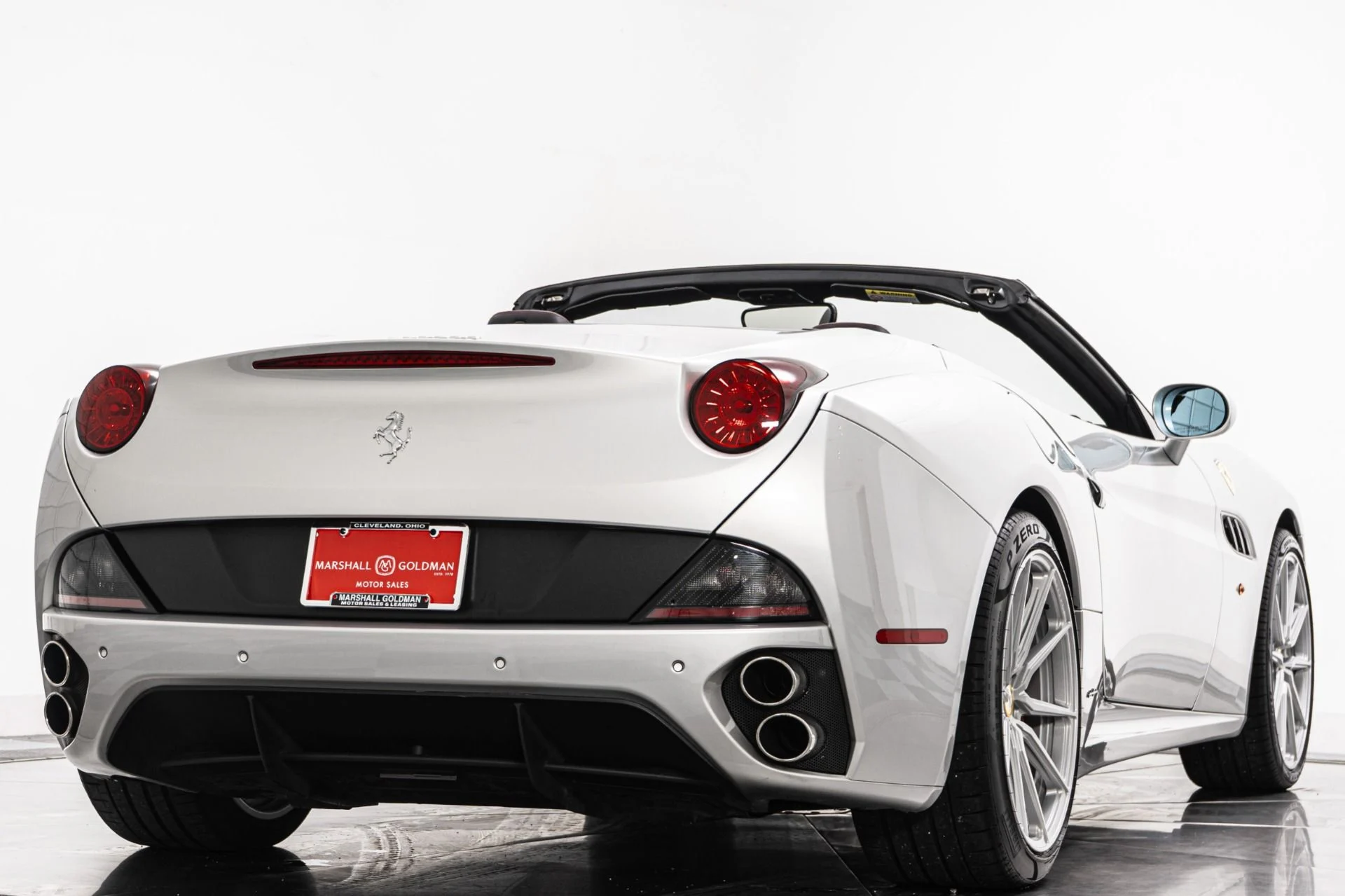 mph008_583440580_Used_2013_Ferrari_California_1756329432_82cd2beabd
