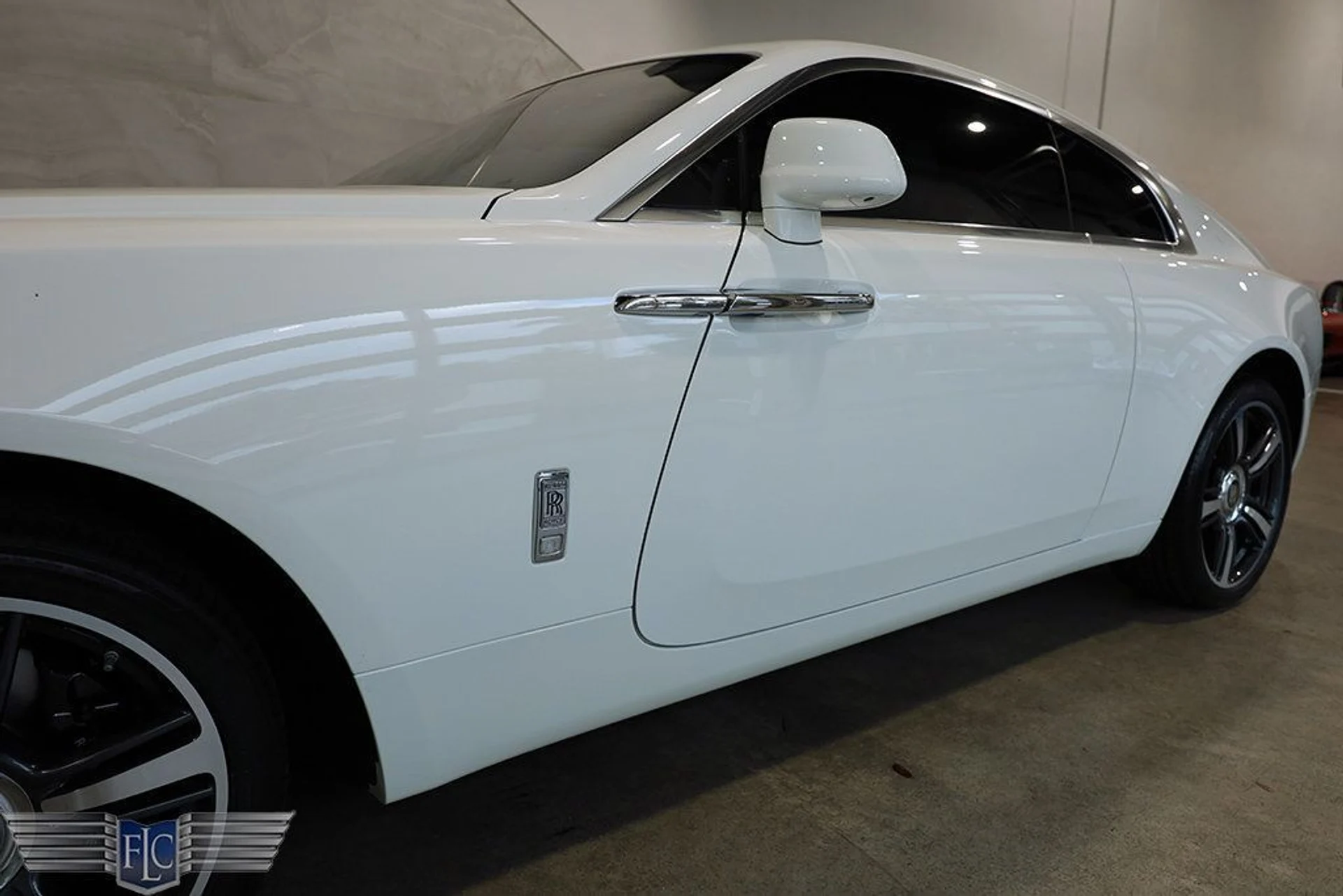 mph008_590504808_used_2015_rolls_royce_wraith_2drcoupe_9689_22975127_9_1024_5b9761eeee