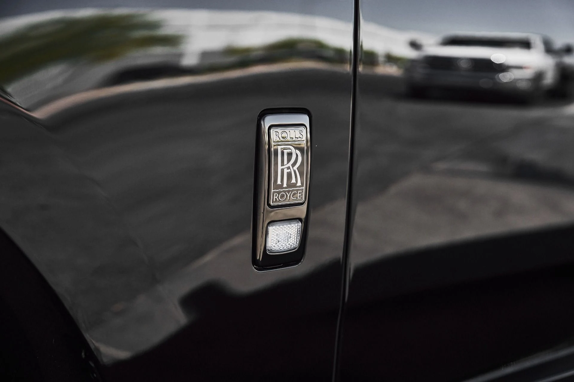 mph008_590978541_Used_2022_Rolls_Royce_Cullinan_Base_1776452251_3770e116e4