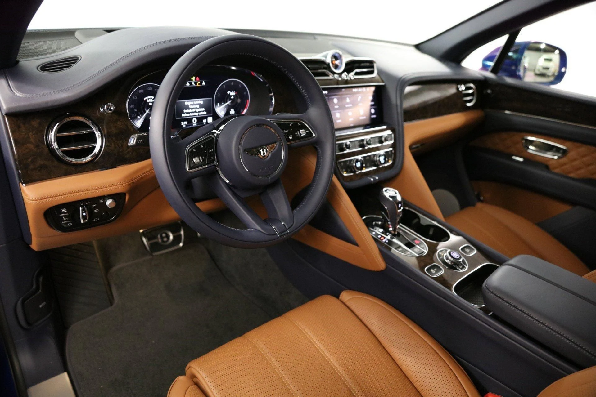 mph008_602923172_Used_2022_Bentley_Bentayga_V8_1678278177_7b12512c14