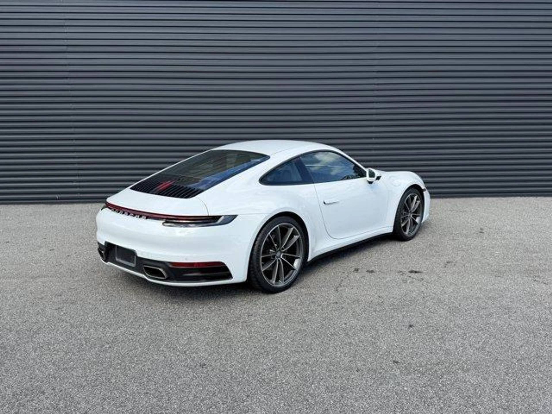 mph008_604753367_DZ_6_R_9_DHO_4f5yv50_Hux_Fvct_S_Dkw_599d95bfb9