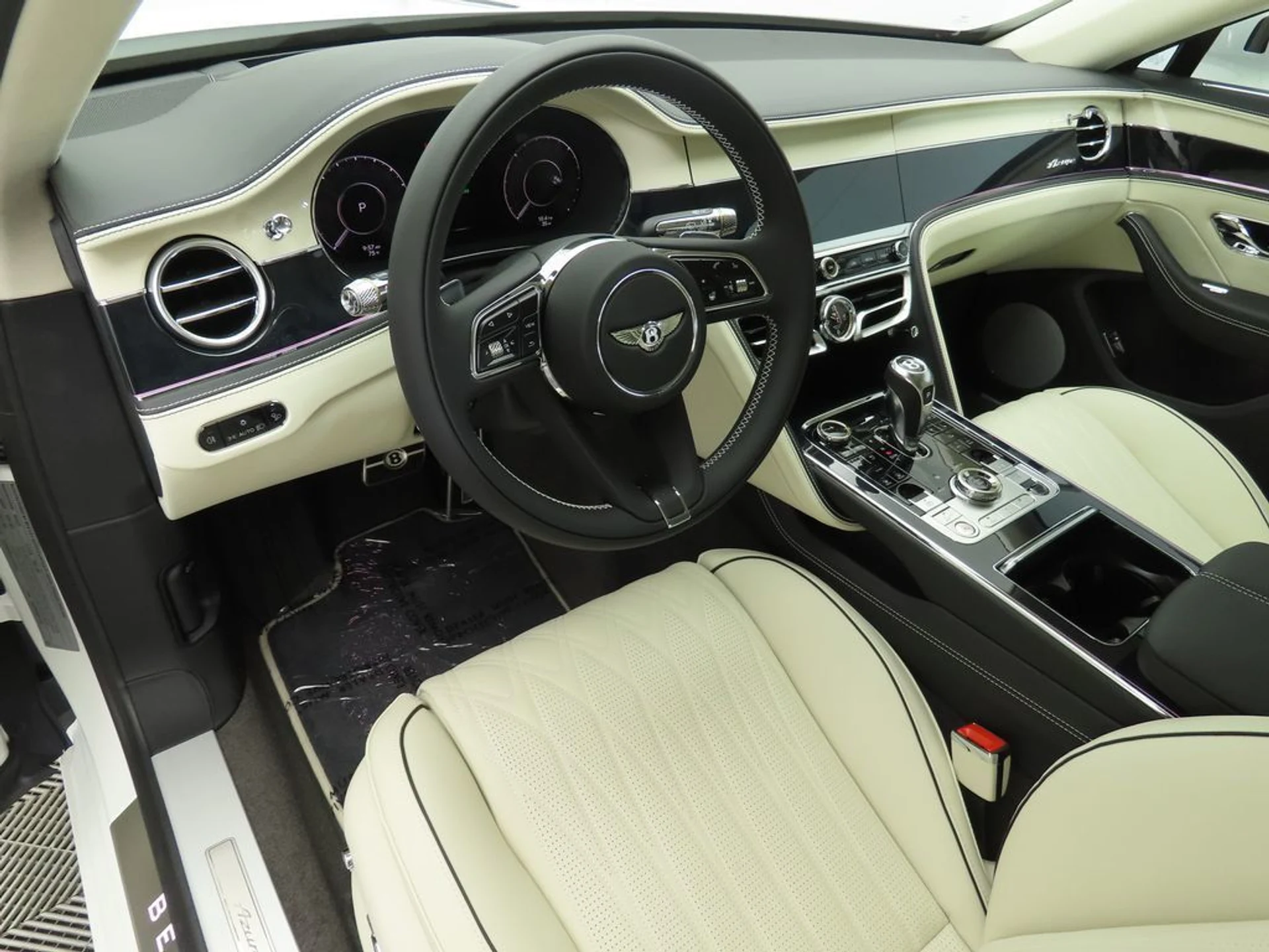 mph008_610677642_new_2026_bentley_flying_spur_azure_8119_22909989_9_1024_1342f3a98f