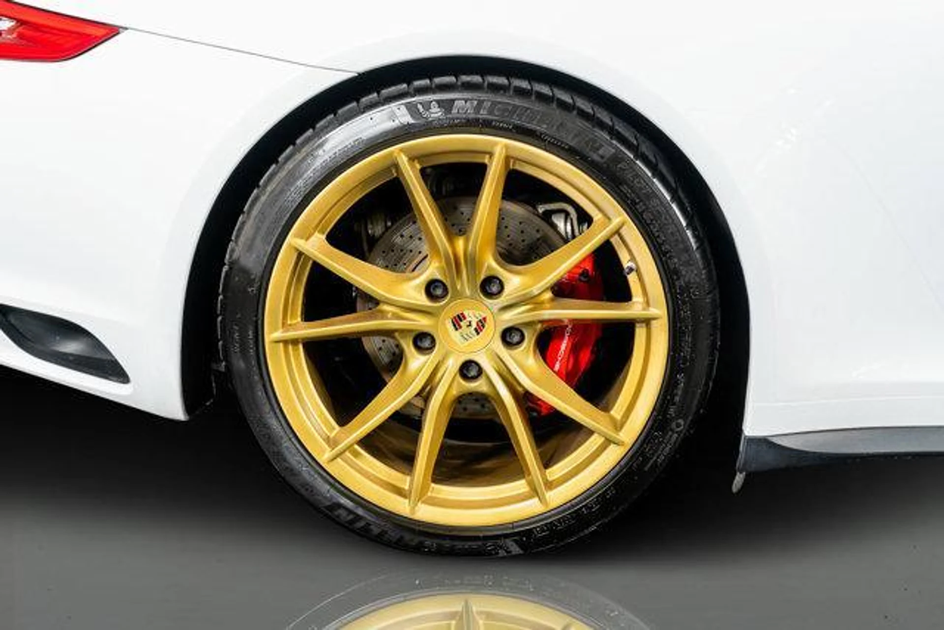 mph008_616528035_P_Yoq_OXG_Pw_A7y9g_Mu_I24_Qxy8_A_Rmk_c456bc62eb