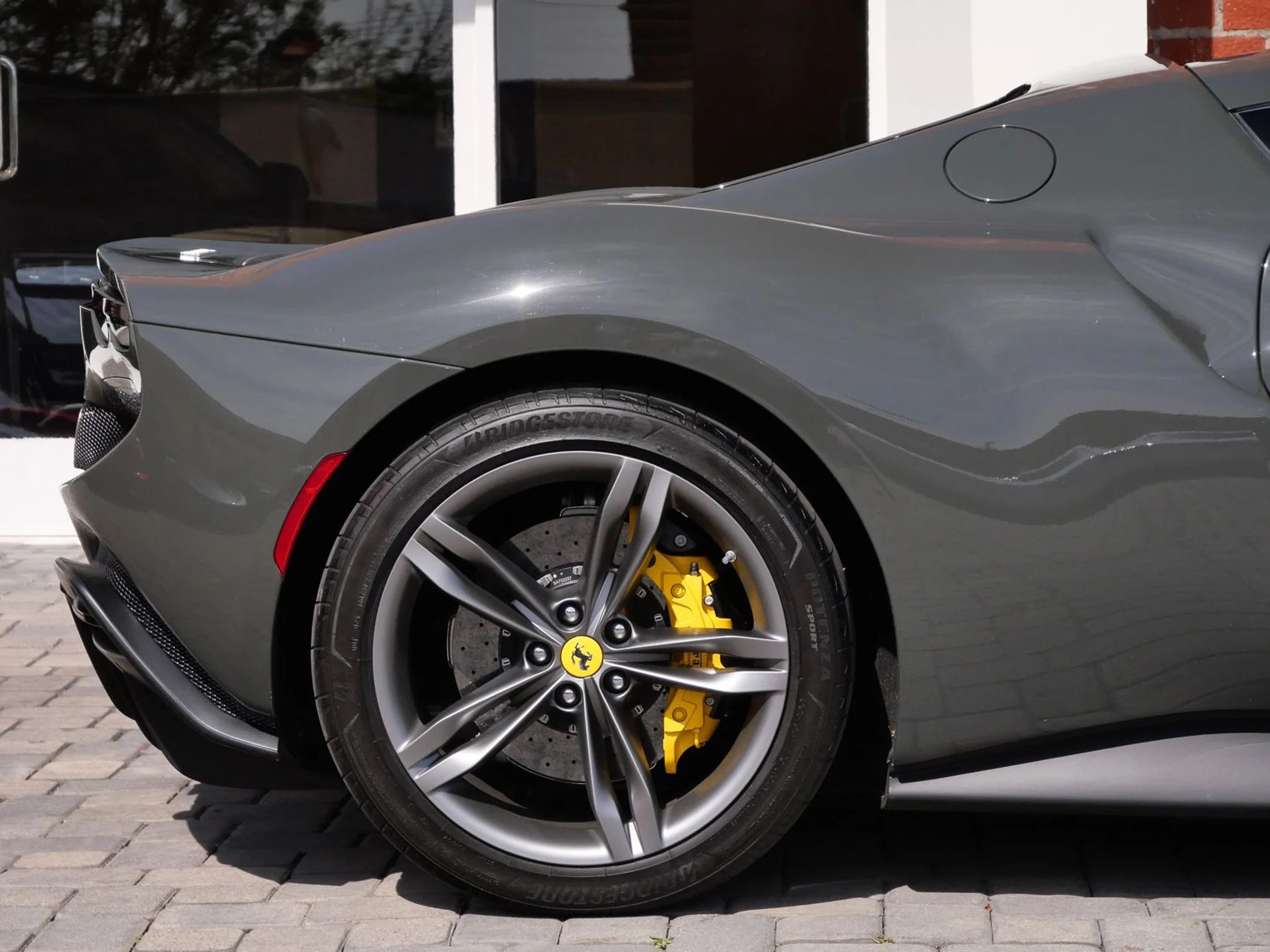 mph008_618191389_2c9d5001f3a17fcab55cd97e6f004d50x_f3fee0198f