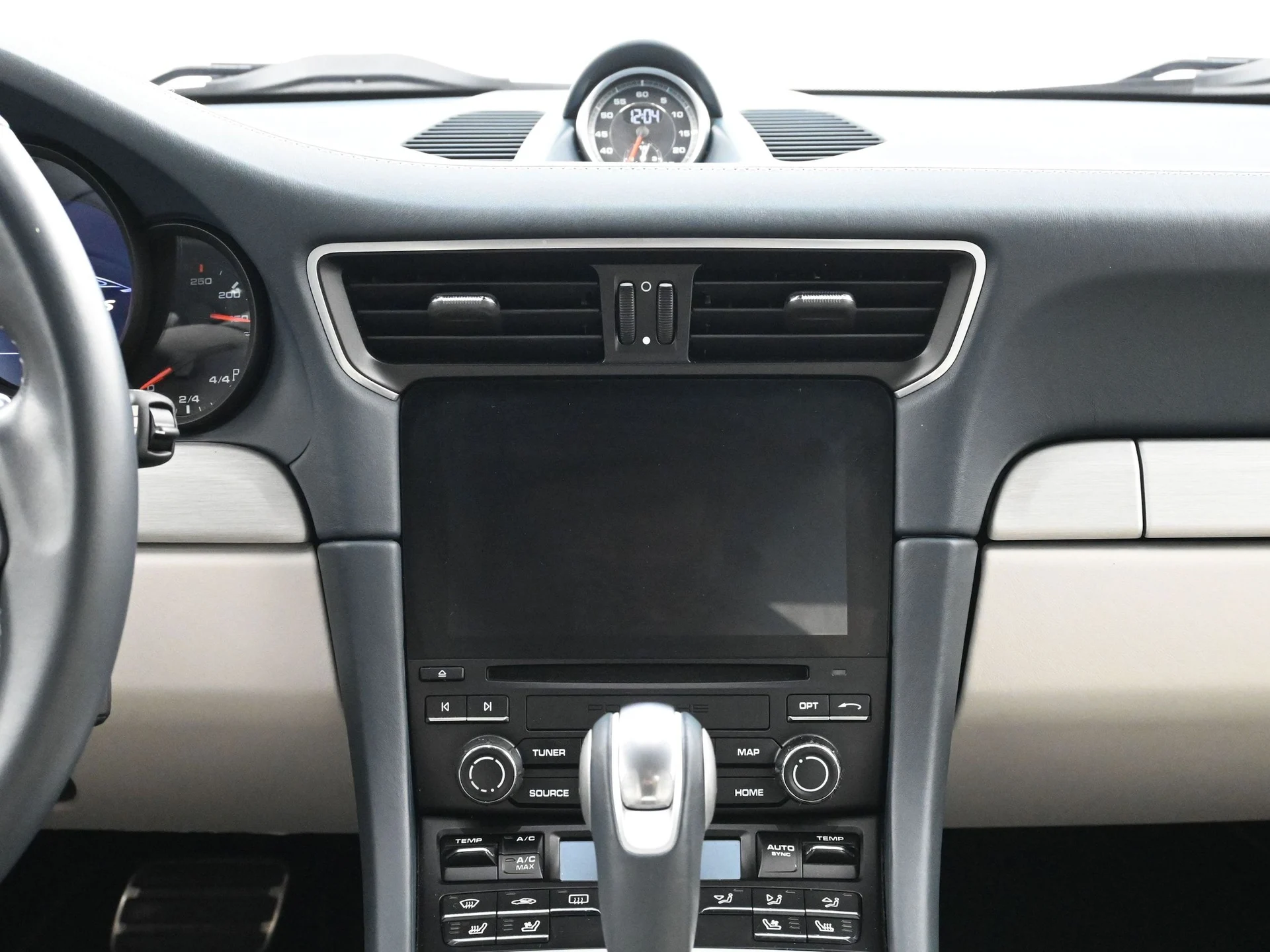 mph008_620432317_8e595654ad744215a8ca7c6f490497e2_b0442a7137