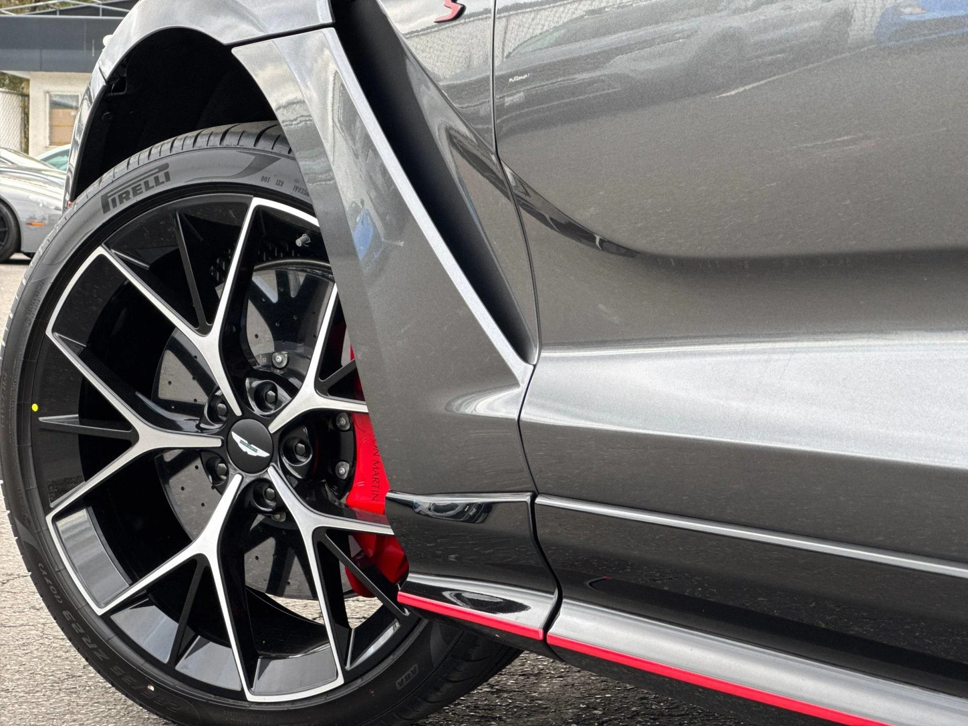 mph008_627555449_New_2026_Aston_Martin_DBX_S_1769594649_69175088fd