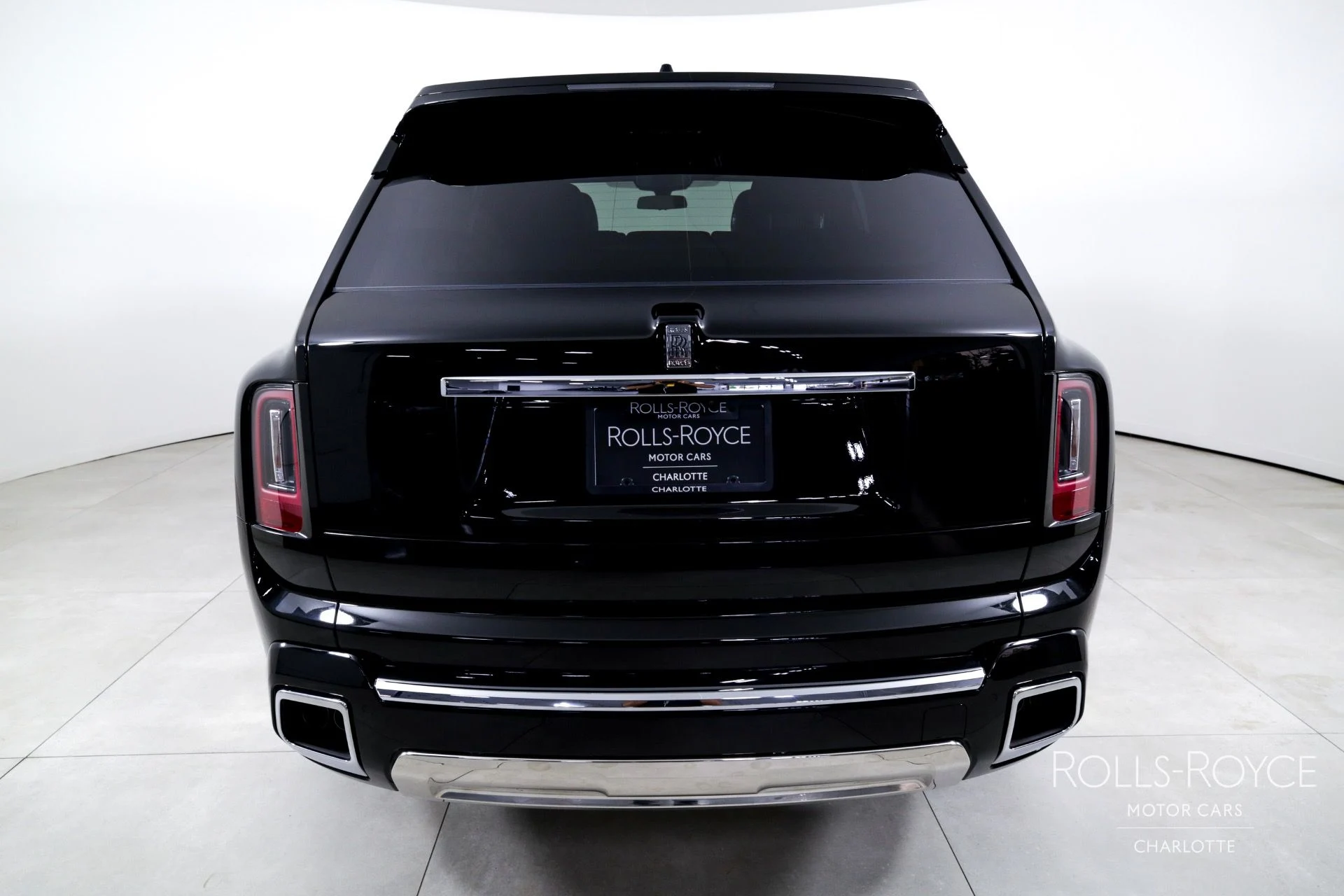 mph008_627896689_Used_2025_Rolls_Royce_Cullinan_1746196138_b709f82b3f