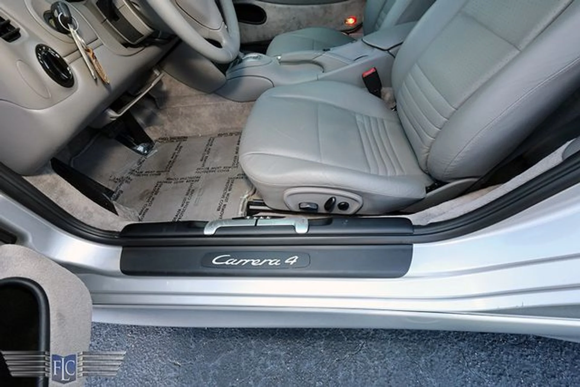 mph008_630698745_used_2000_porsche_911_carrera_2drcarrera4coupewtiptronic_6305_23086843_13_640_f14dbd8e85